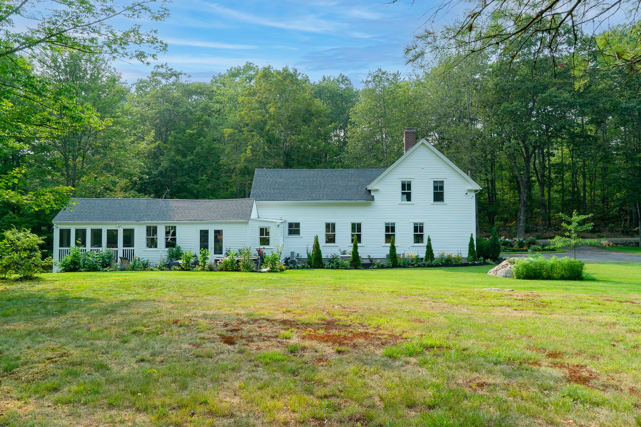 South Berwick, Maine, 03908, United States, 3 Bedrooms Bedrooms, ,2 BathroomsBathrooms,Residential,Active,1929451