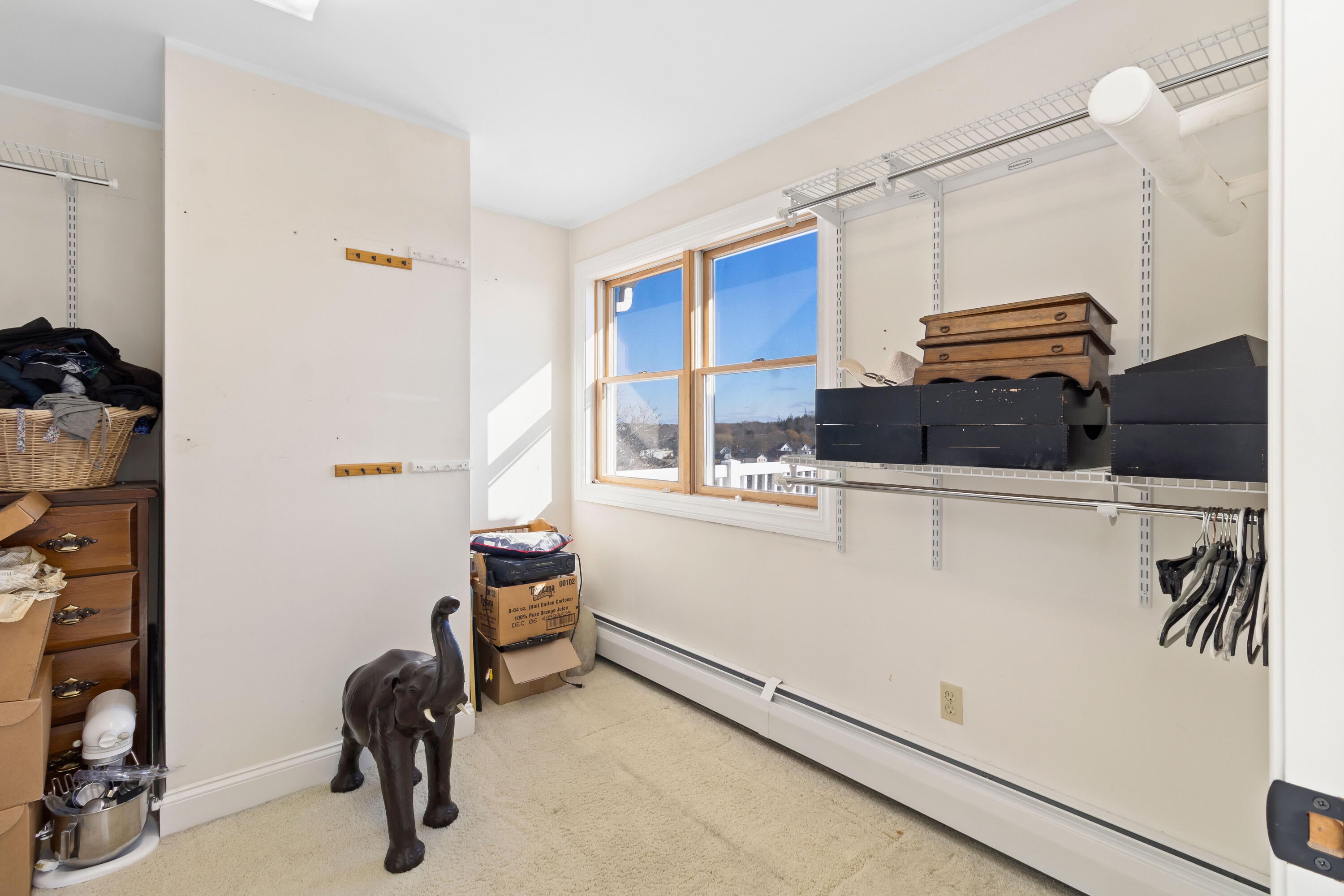 Vinalhaven, Maine, 04863, United States, 4 Bedrooms Bedrooms, ,4 BathroomsBathrooms,Residential,Active,1997886