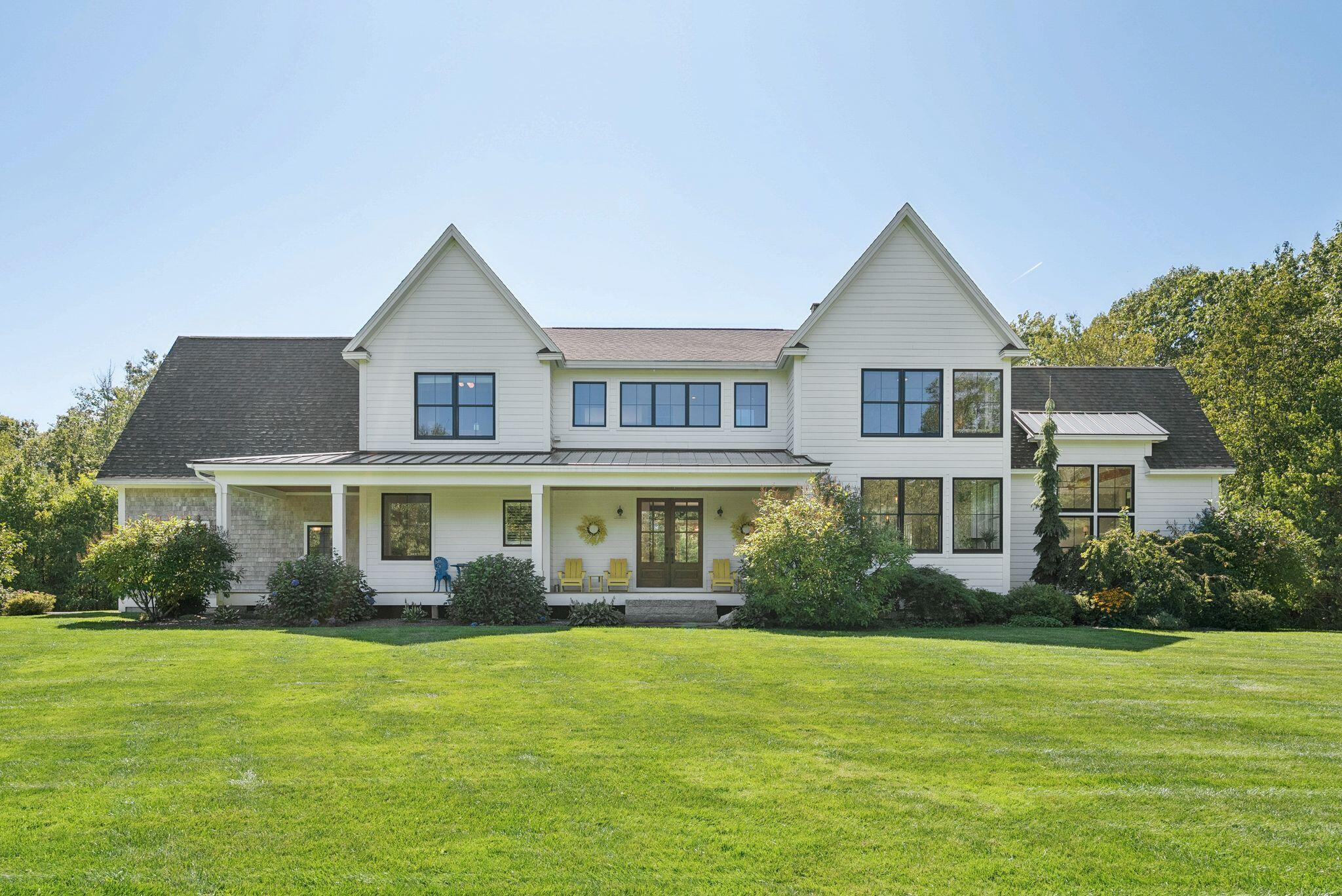 Cumberland, Maine, 04021, United States, 5 Bedrooms Bedrooms, ,4 BathroomsBathrooms,Residential,Active,1941141