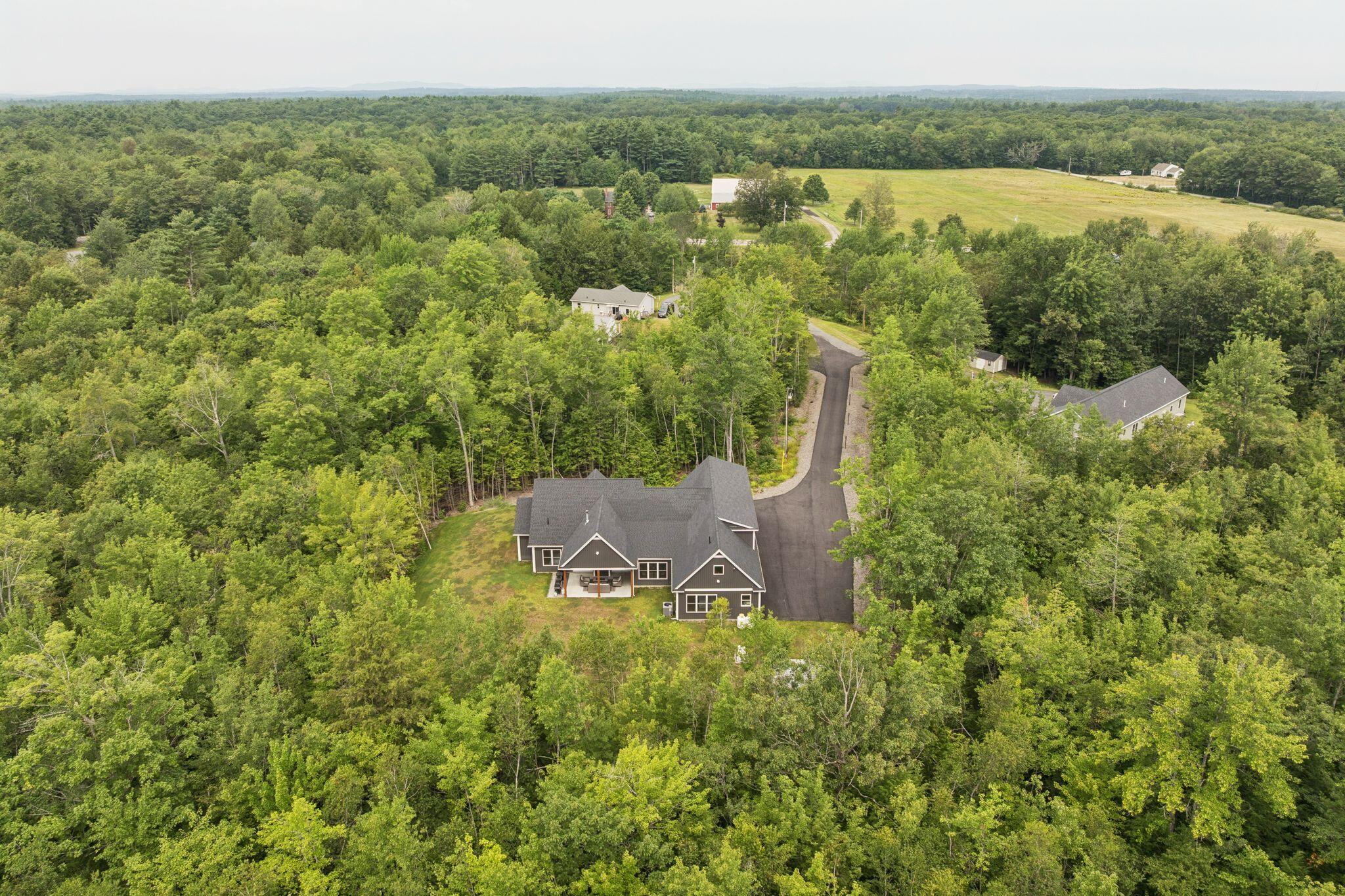 Buxton, Maine, 04093, United States, 4 Bedrooms Bedrooms, ,4 BathroomsBathrooms,Residential,Active,1909608
