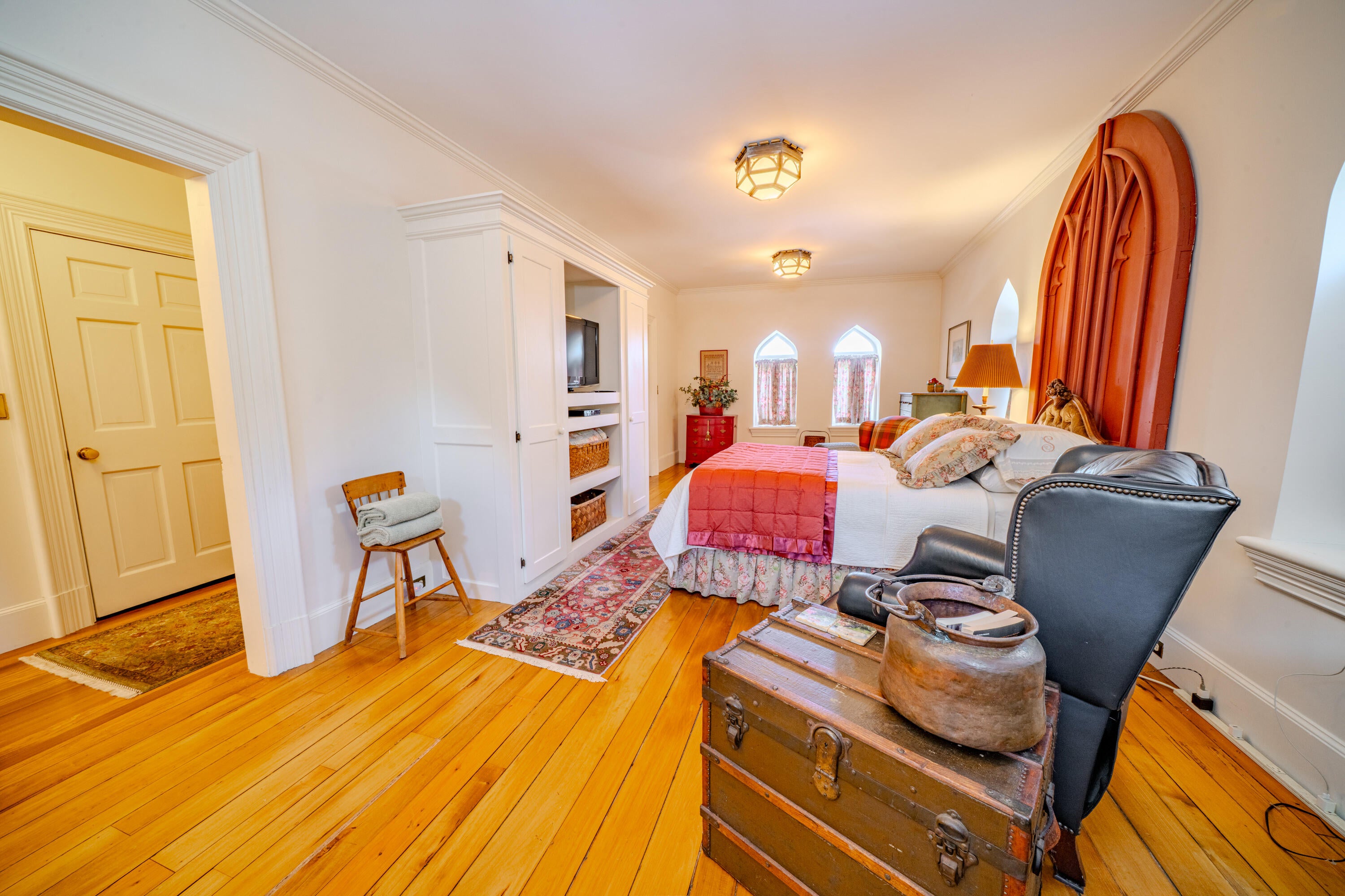 Belfast, Maine, 04915, United States, ,2 BathroomsBathrooms,Residential,Active,1762819