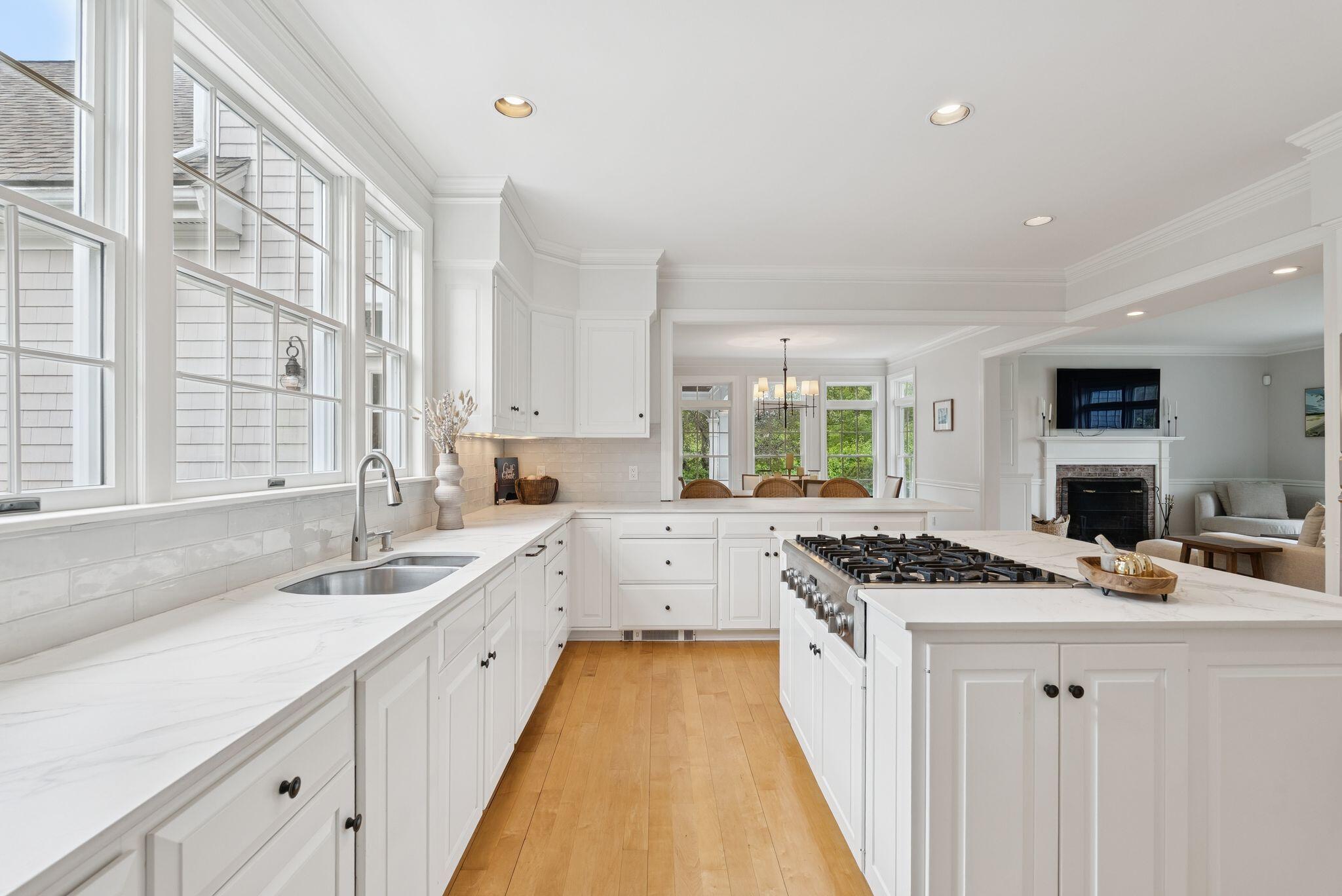 Cumberland, Maine, 04110, United States, 4 Bedrooms Bedrooms, ,5 BathroomsBathrooms,Residential,Active,1886783