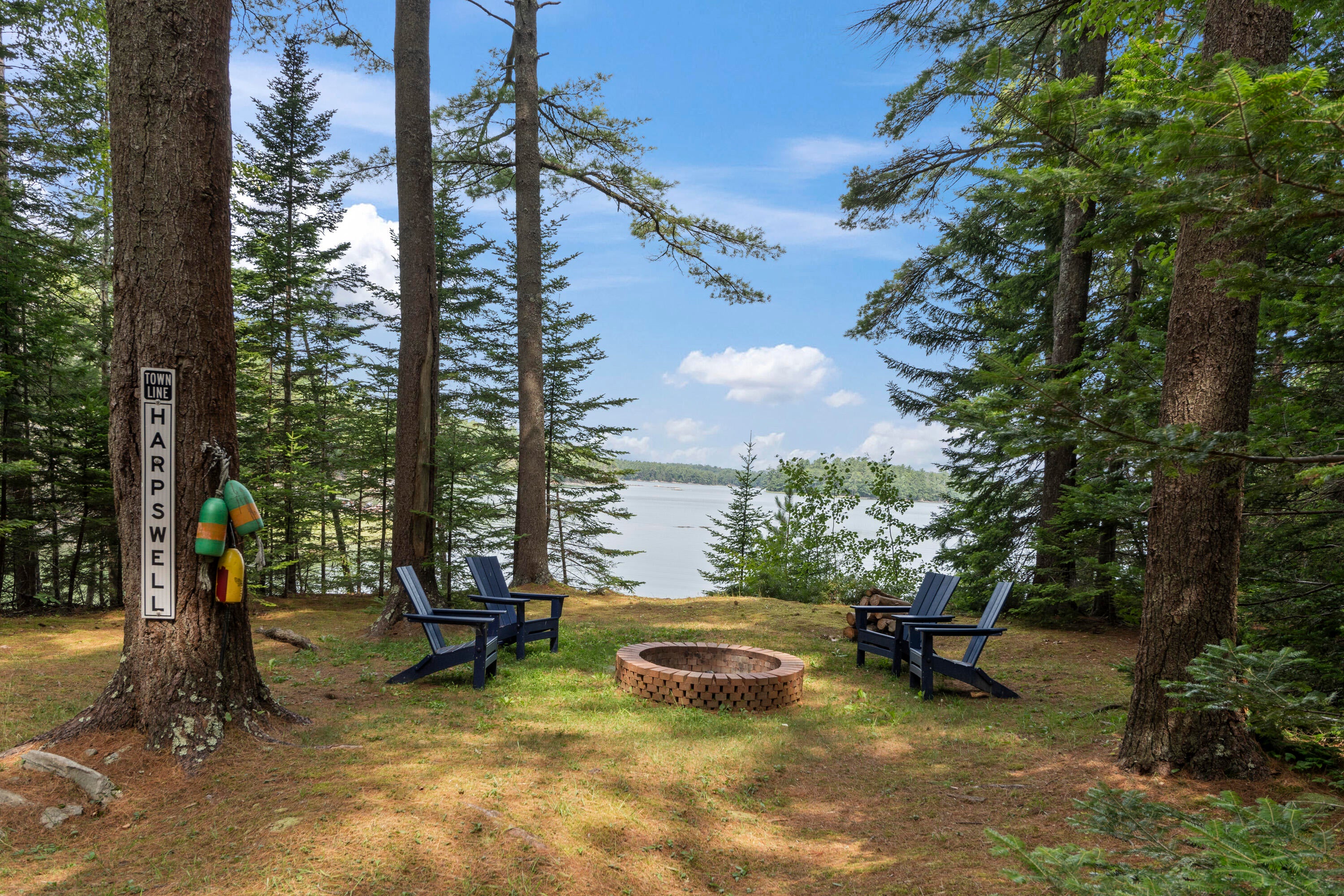 Harpswell, Maine, 04079, United States, 3 Bedrooms Bedrooms, ,2 BathroomsBathrooms,Residential,Active,1913036