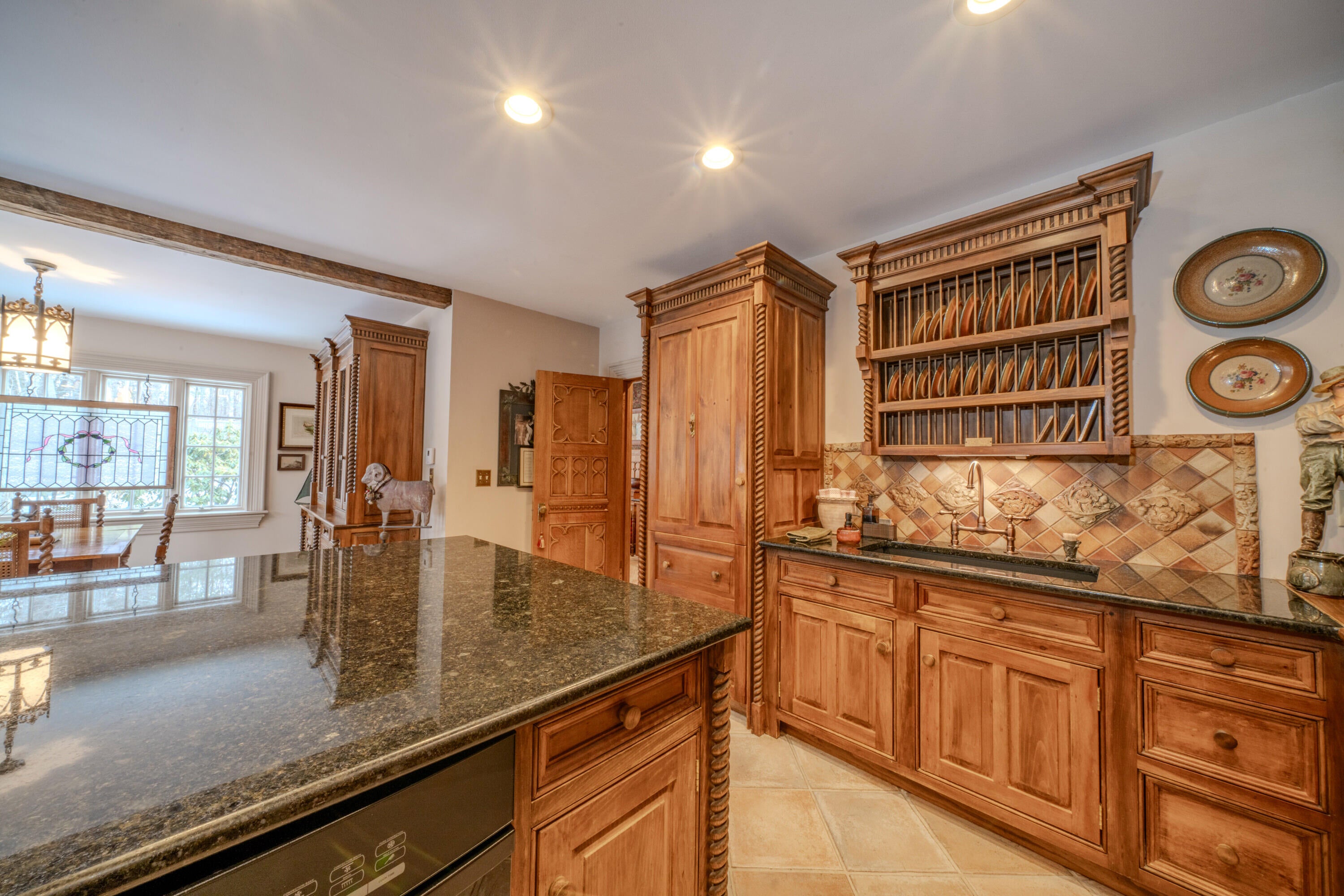 Belfast, Maine, 04915, United States, ,2 BathroomsBathrooms,Residential,Active,1762819