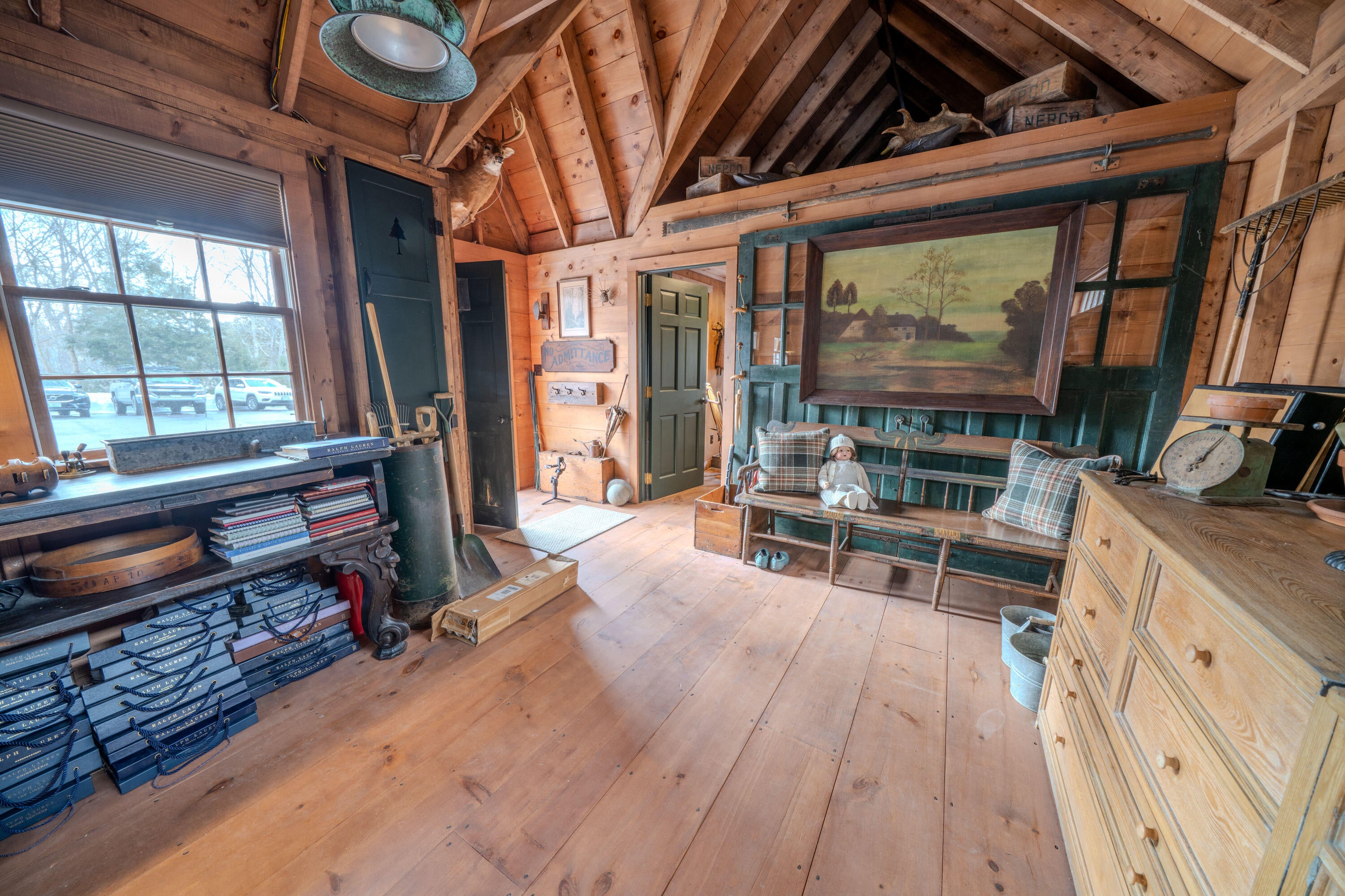 Belfast, Maine, 04915, United States, ,2 BathroomsBathrooms,Residential,Active,1762819