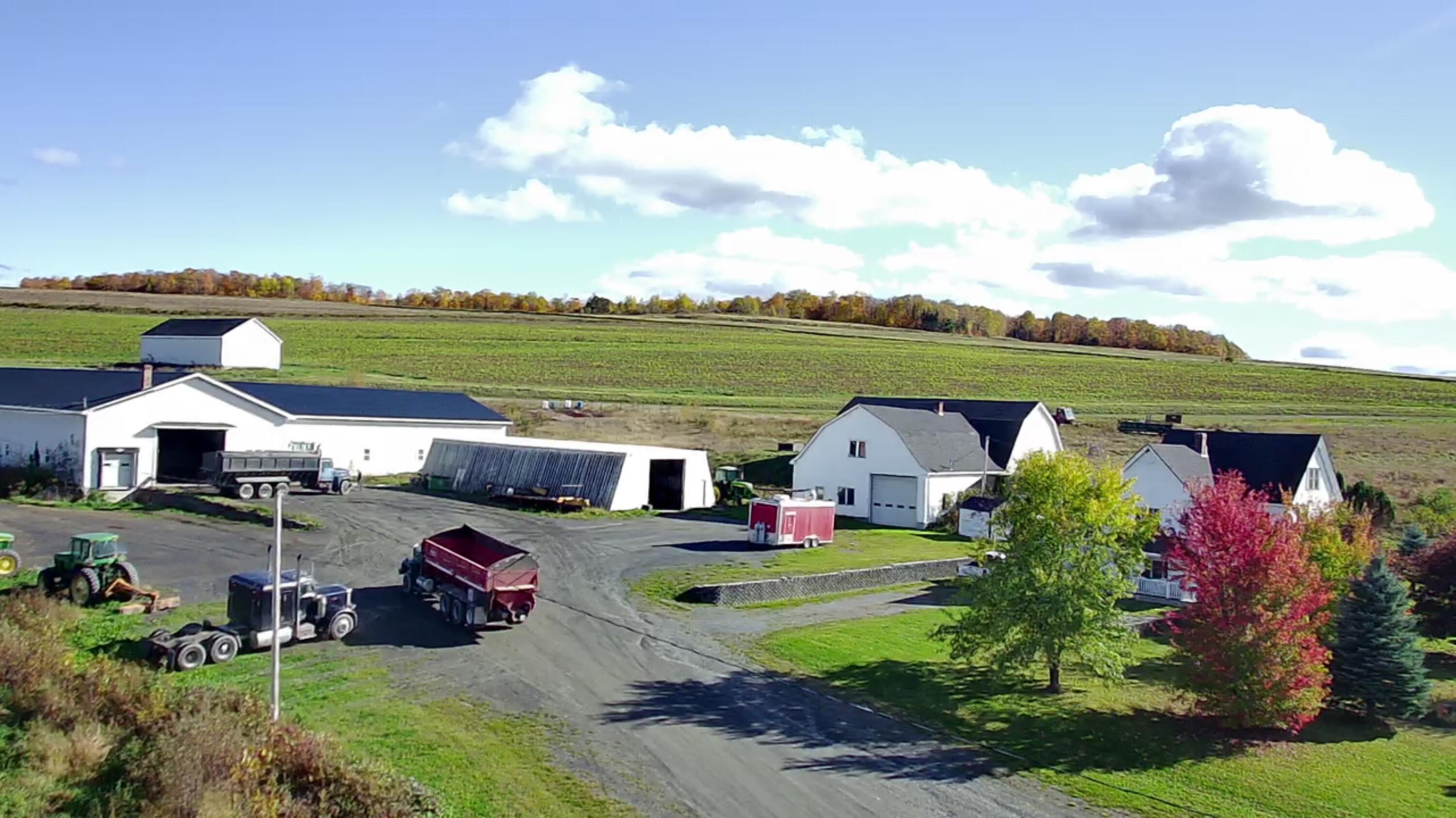 New Canada, Maine, 04743, United States, 6 Bedrooms Bedrooms, ,2 BathroomsBathrooms,Residential,Active,1702003