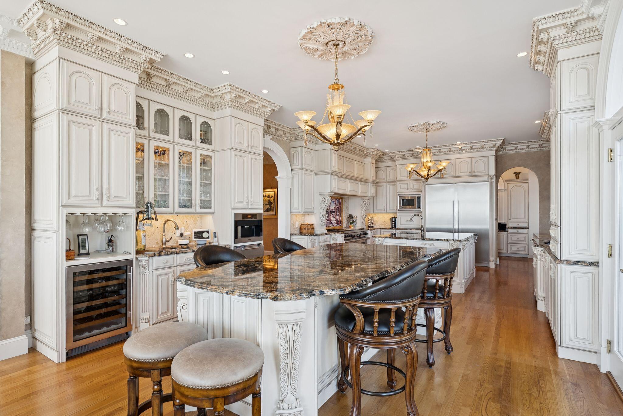 South Portland, Maine, 04106, United States, 3 Bedrooms Bedrooms, ,5 BathroomsBathrooms,Residential,Active,1954023