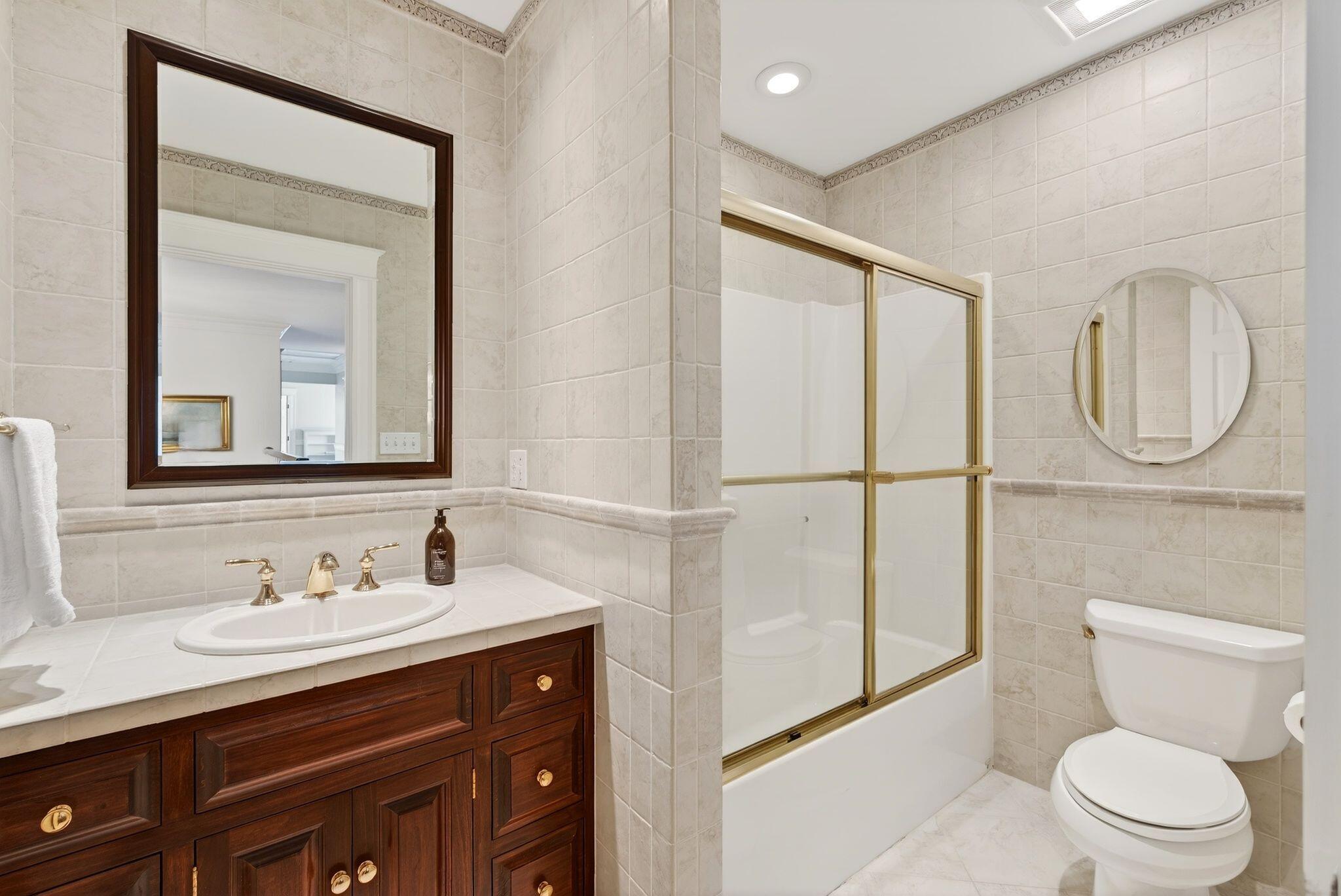 Falmouth, Maine, 04105, United States, 5 Bedrooms Bedrooms, ,7 BathroomsBathrooms,Residential,Active,2013455