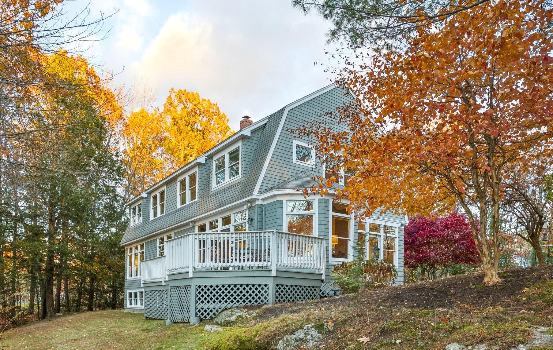 Falmouth, Maine, 04105, United States, 5 Bedrooms Bedrooms, ,4 BathroomsBathrooms,Residential,Active,2002327