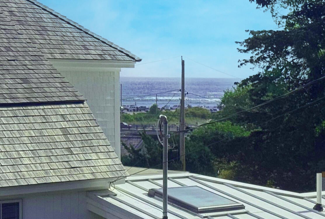 Ogunquit, Maine, 03907, United States, 3 Bedrooms Bedrooms, ,2 BathroomsBathrooms,Residential,Active,1951829