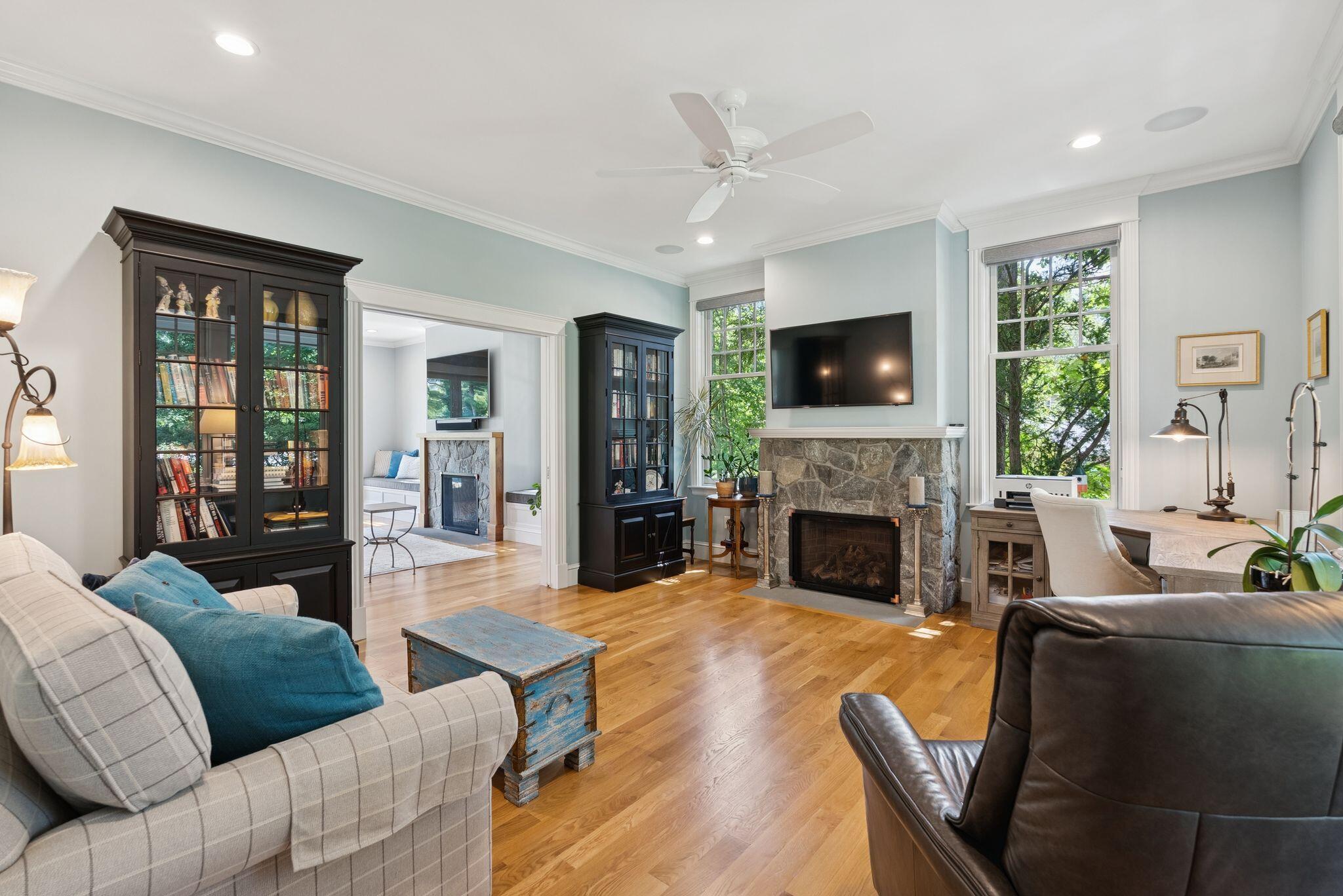 Falmouth, Maine, 04105, United States, 5 Bedrooms Bedrooms, ,6 BathroomsBathrooms,Residential,Active,1952276