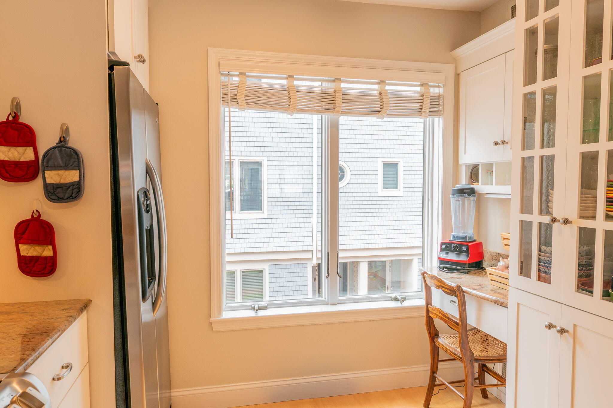 Portland, Maine, 04101, United States, 2 Bedrooms Bedrooms, ,3 BathroomsBathrooms,Residential,Active,1823987