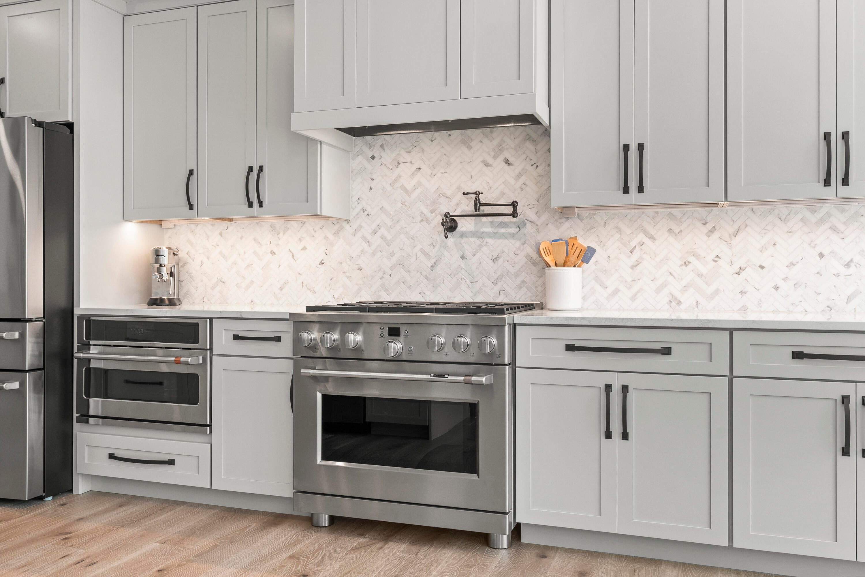 Falmouth, Maine, 04105, United States, 5 Bedrooms Bedrooms, ,6 BathroomsBathrooms,Residential,Active,1853629