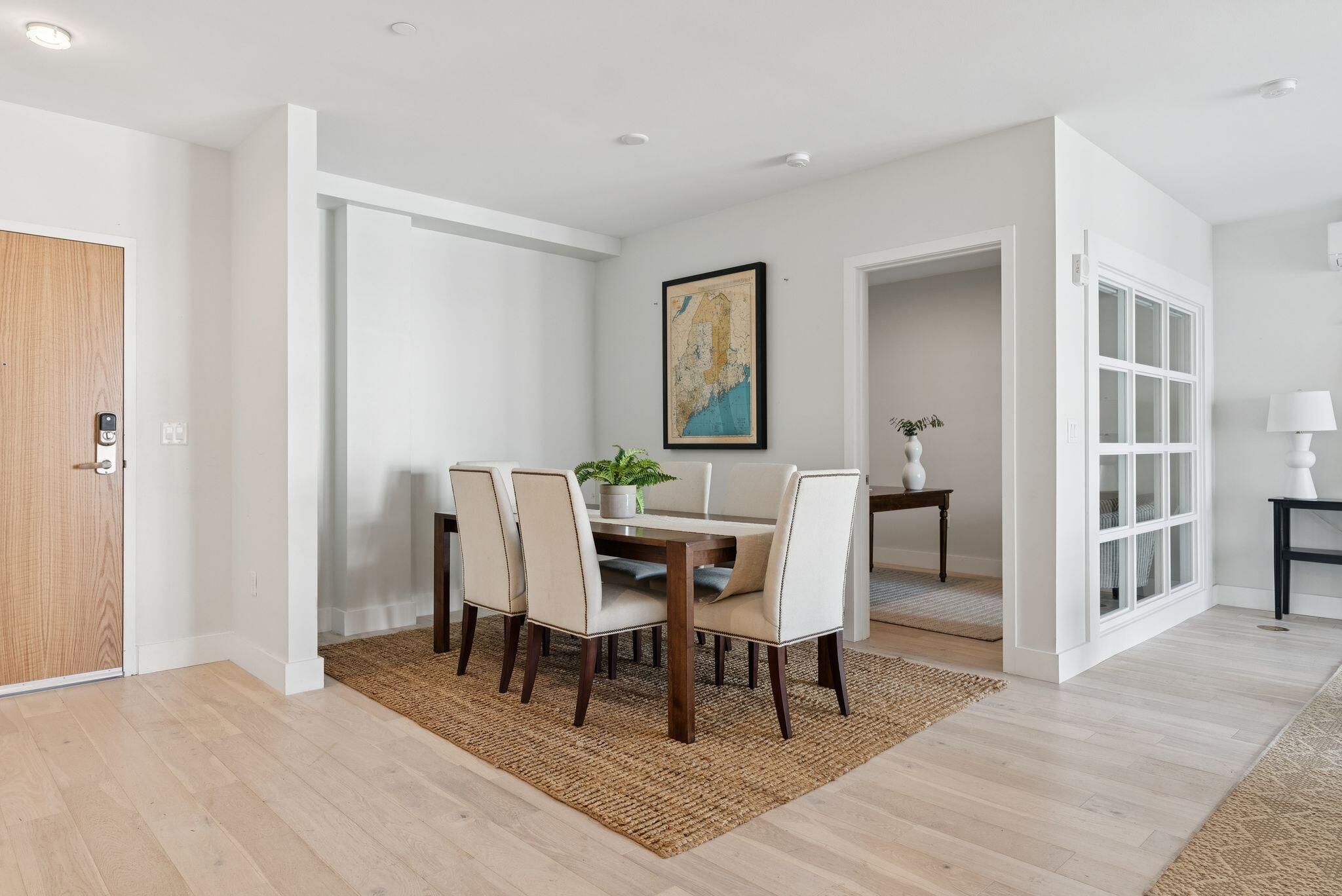 Portland, Maine, 04101, United States, 2 Bedrooms Bedrooms, ,2 BathroomsBathrooms,Residential,Active,1929690