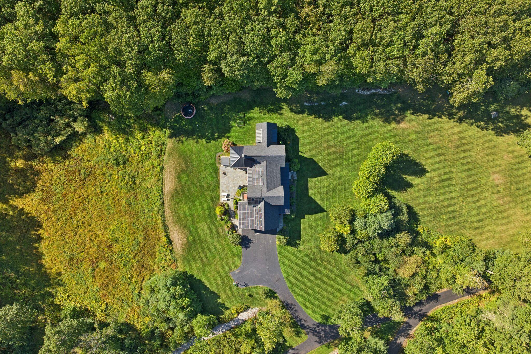 Cumberland, Maine, 04021, United States, 5 Bedrooms Bedrooms, ,4 BathroomsBathrooms,Residential,Active,1941141