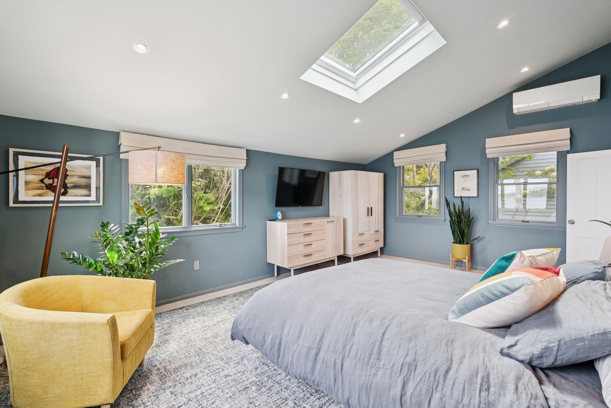 South Portland, Maine, 04106, United States, 3 Bedrooms Bedrooms, ,2 BathroomsBathrooms,Residential,Active,1951791