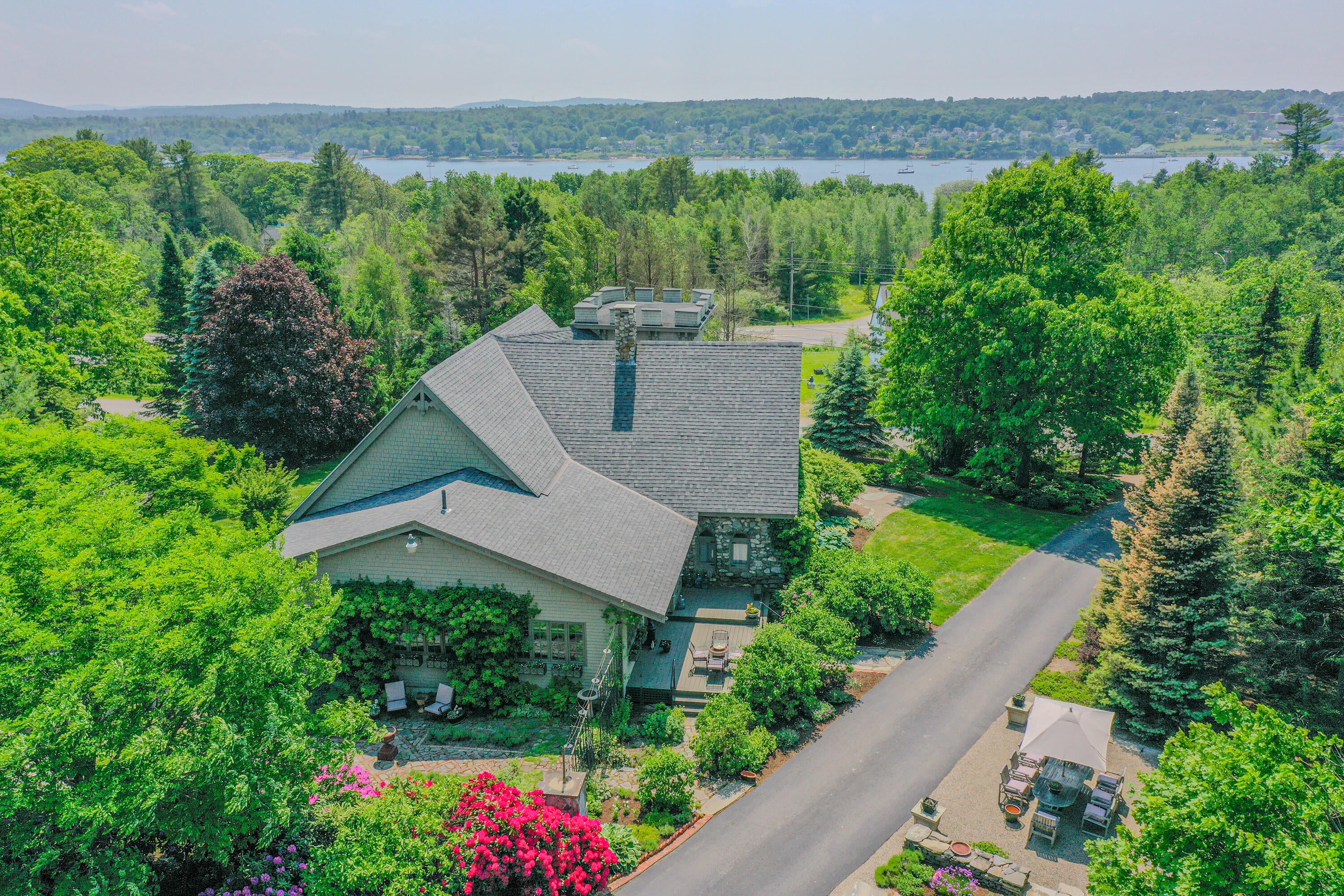 Belfast, Maine, 04915, United States, ,2 BathroomsBathrooms,Residential,Active,1762819