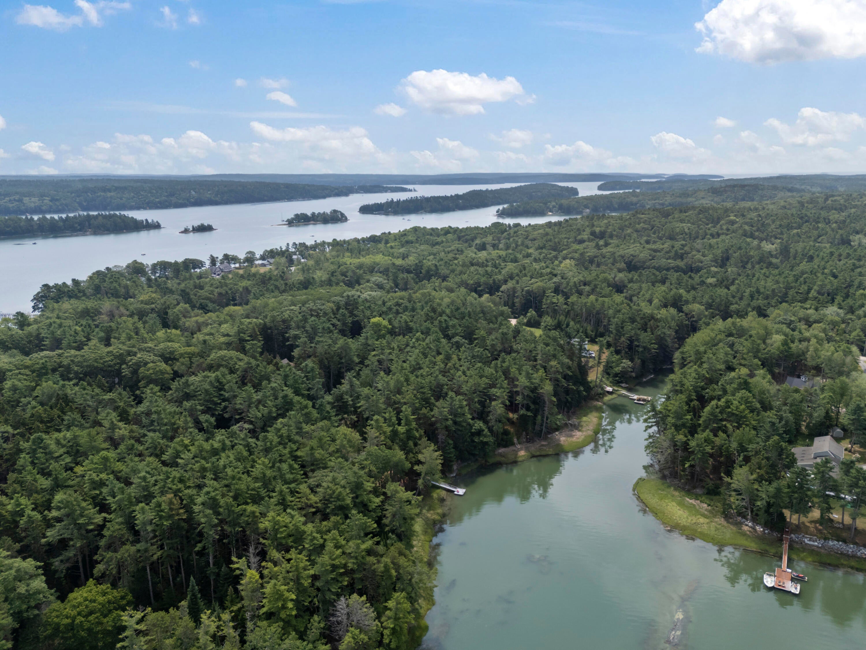 Harpswell, Maine, 04079, United States, 3 Bedrooms Bedrooms, ,2 BathroomsBathrooms,Residential,Active,1913036