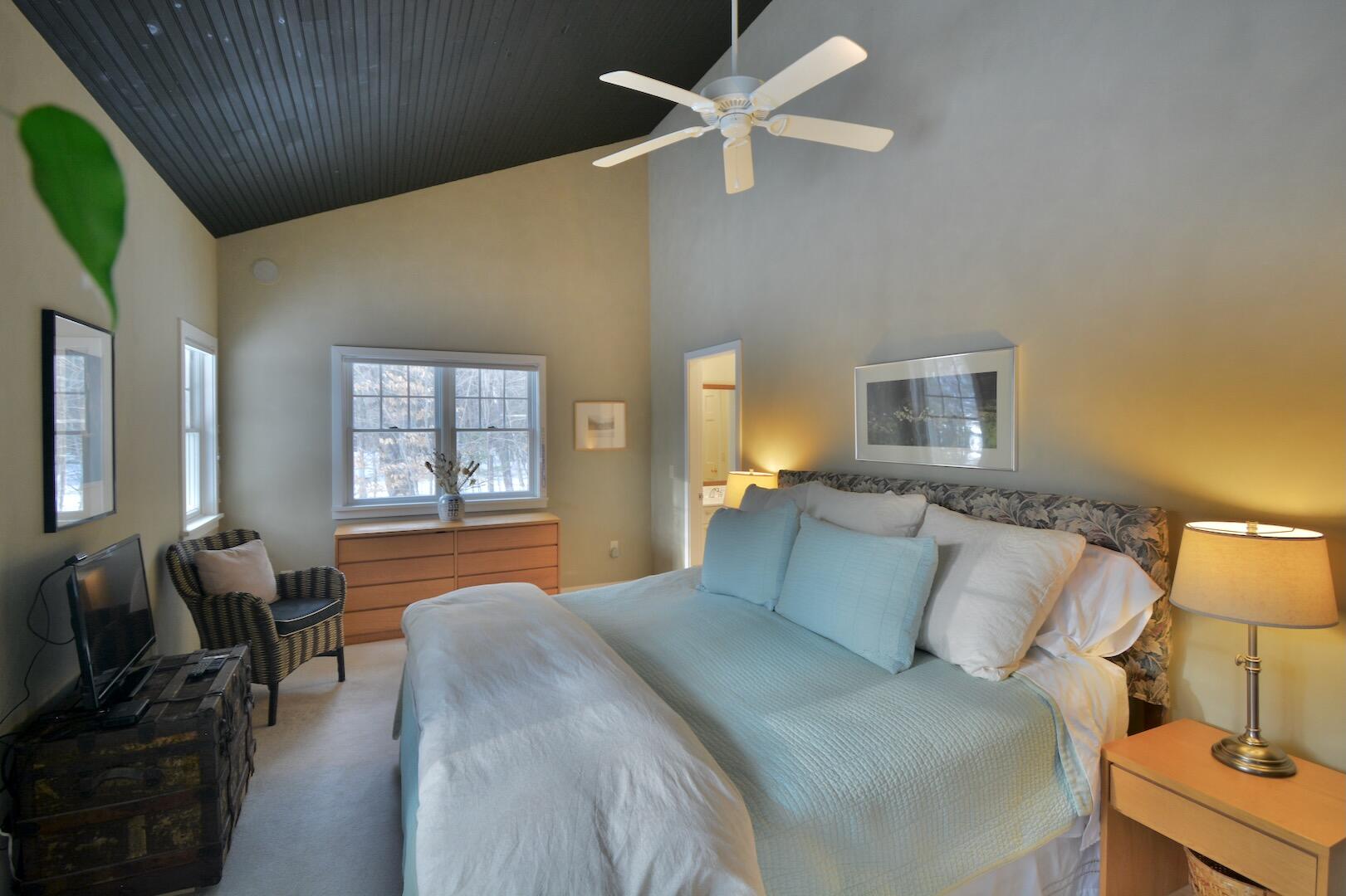 New Portland, Maine, 04961, United States, 3 Bedrooms Bedrooms, ,3 BathroomsBathrooms,Residential,Active,2009865