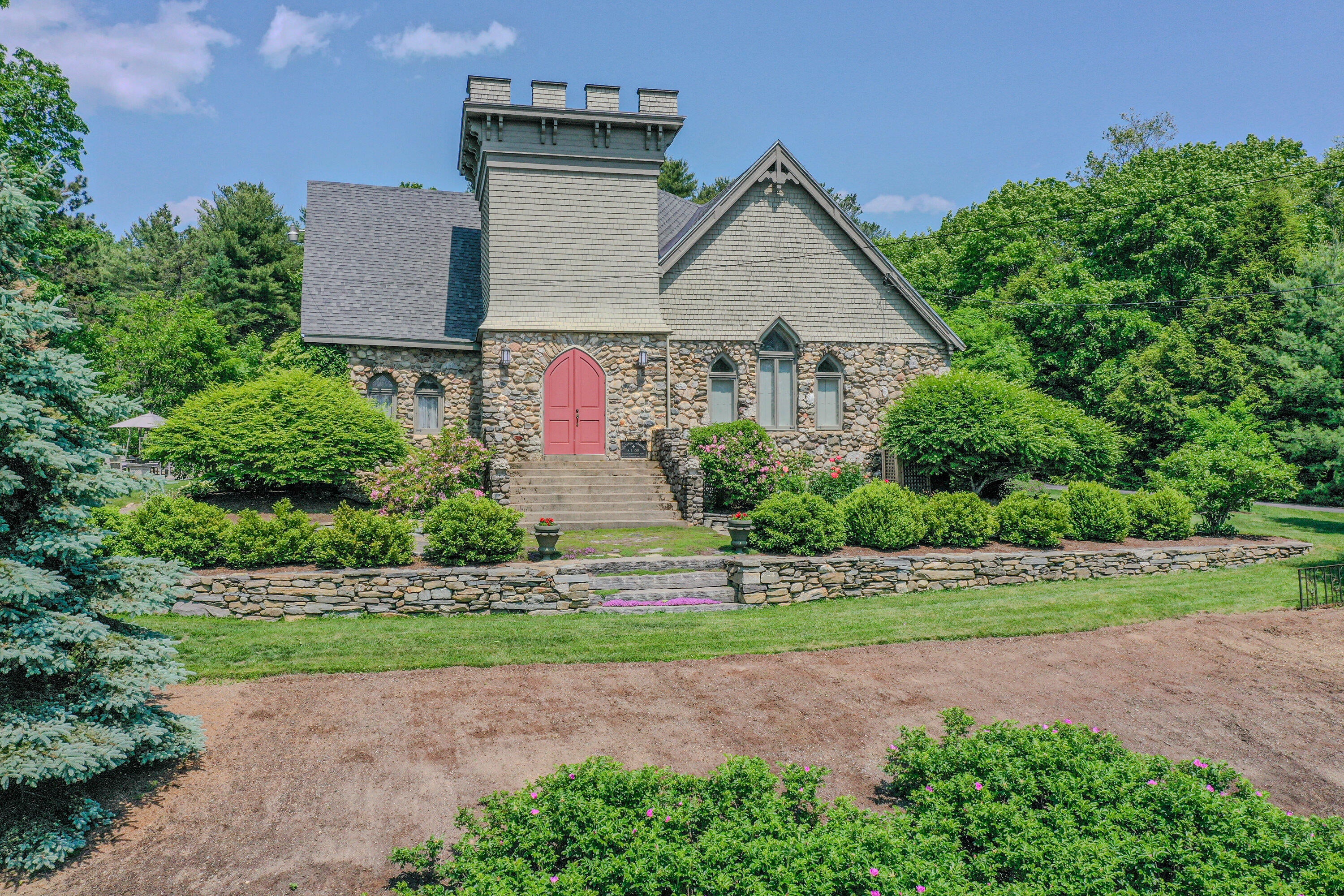 Belfast, Maine, 04915, United States, ,2 BathroomsBathrooms,Residential,Active,1762819