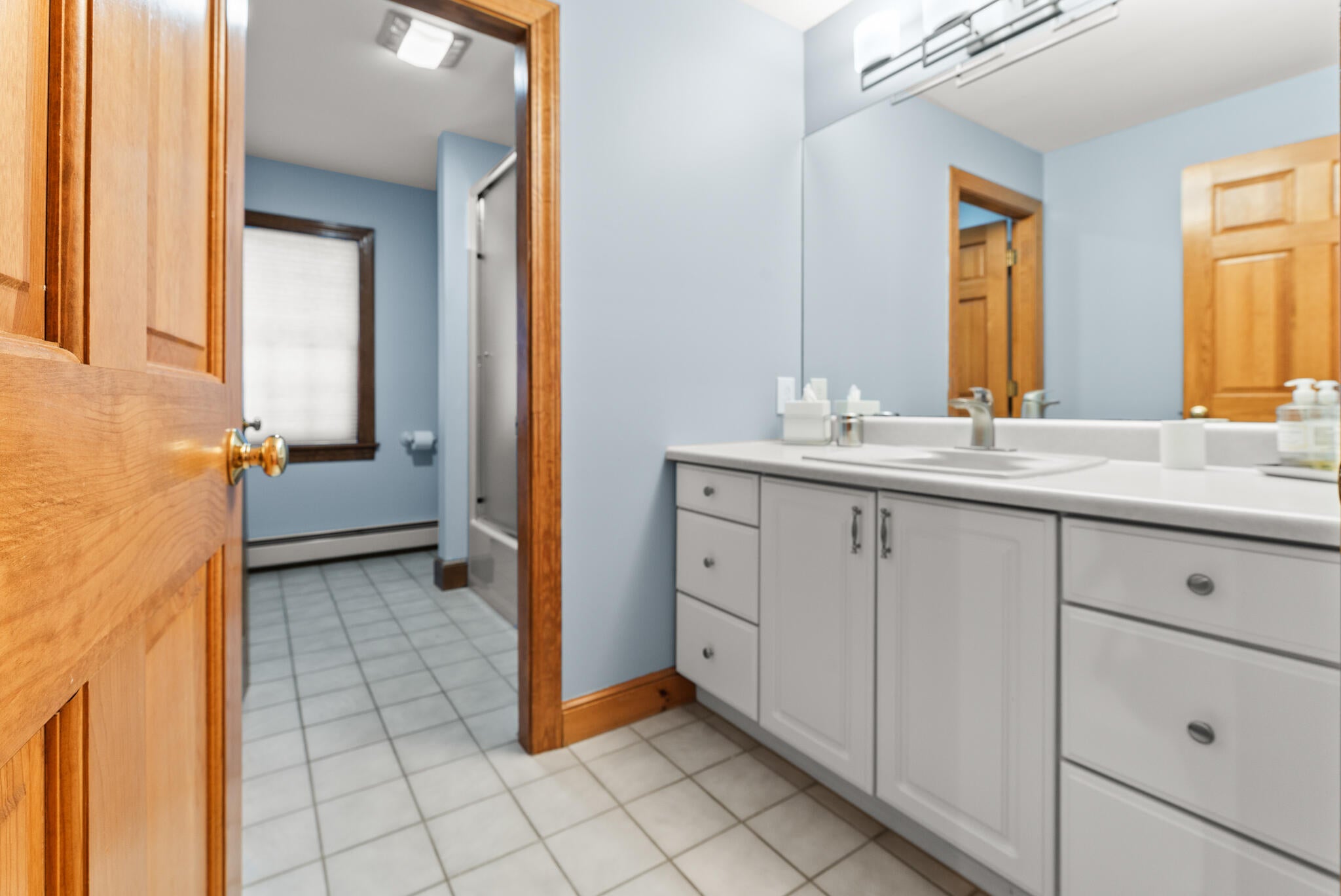 Ogunquit, Maine, 03907, United States, 4 Bedrooms Bedrooms, ,3 BathroomsBathrooms,Residential,Active,1772760