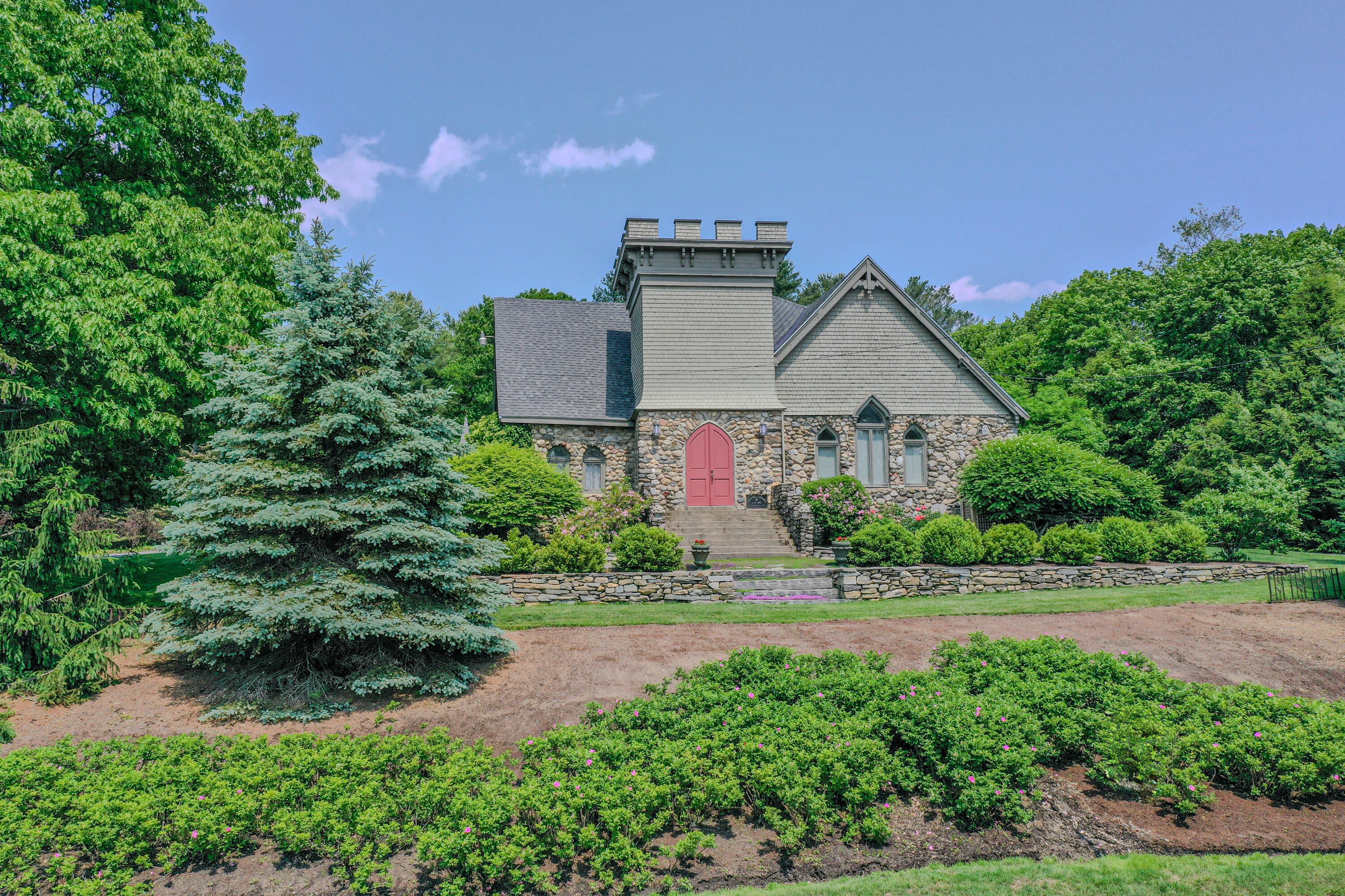 Belfast, Maine, 04915, United States, ,2 BathroomsBathrooms,Residential,Active,1762819