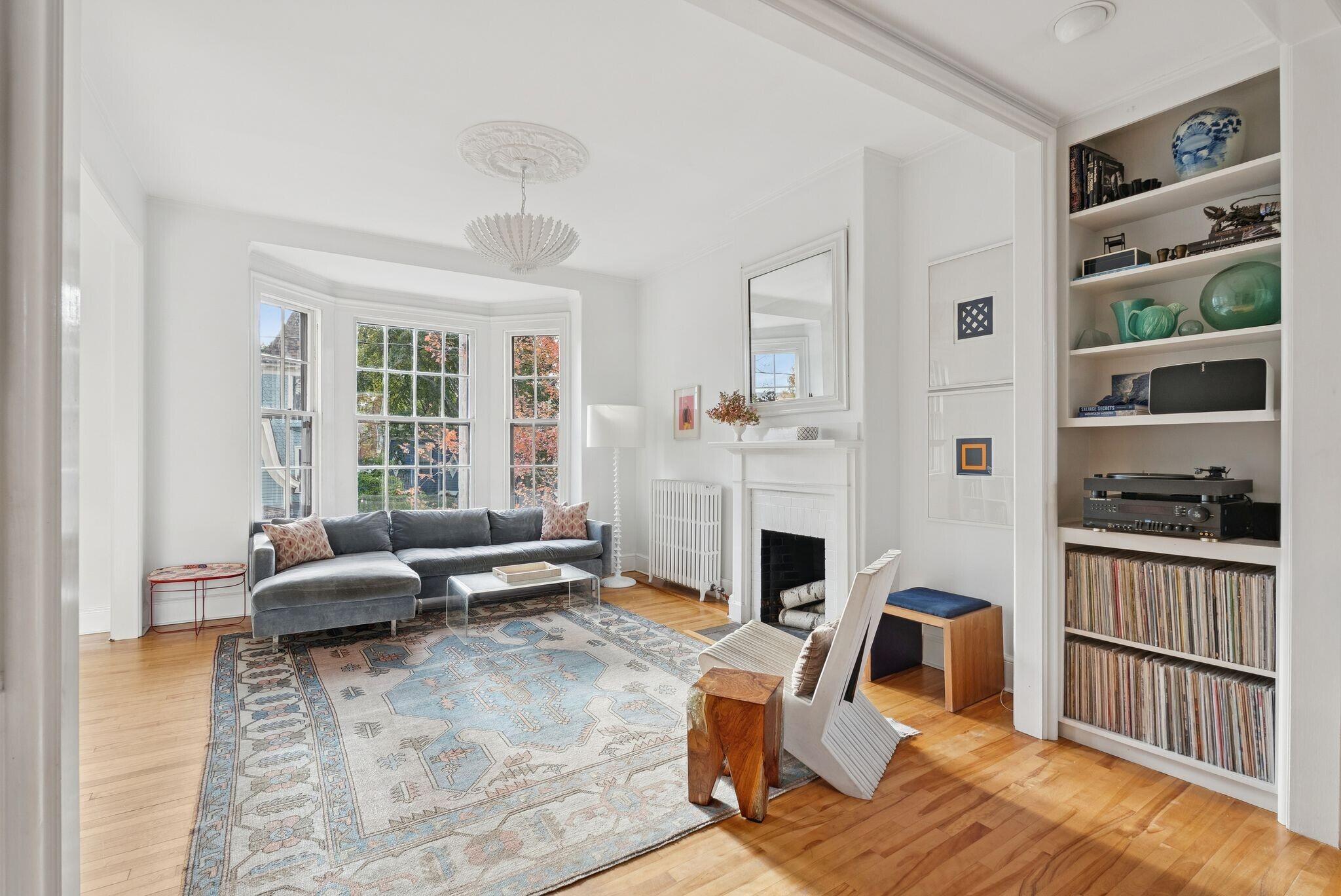 Portland, Maine, 04102, United States, 4 Bedrooms Bedrooms, ,3 BathroomsBathrooms,Residential,Active,1965802