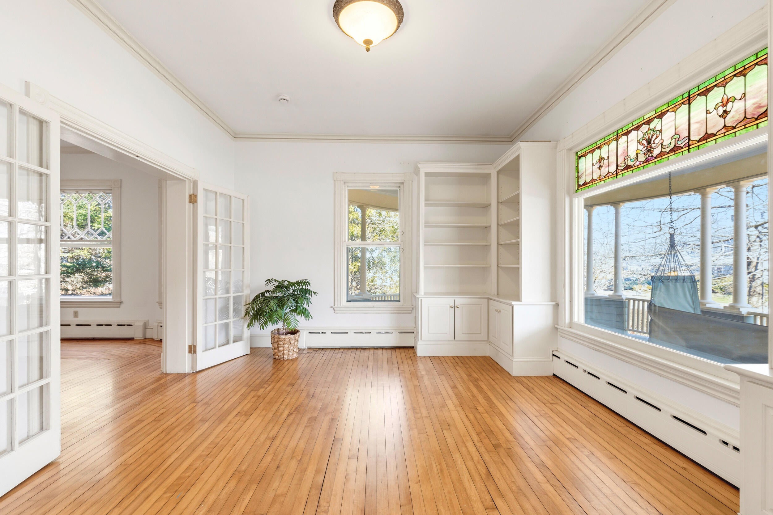 Portland, Maine, 04103, United States, 4 Bedrooms Bedrooms, ,3 BathroomsBathrooms,Residential,Active,2040217