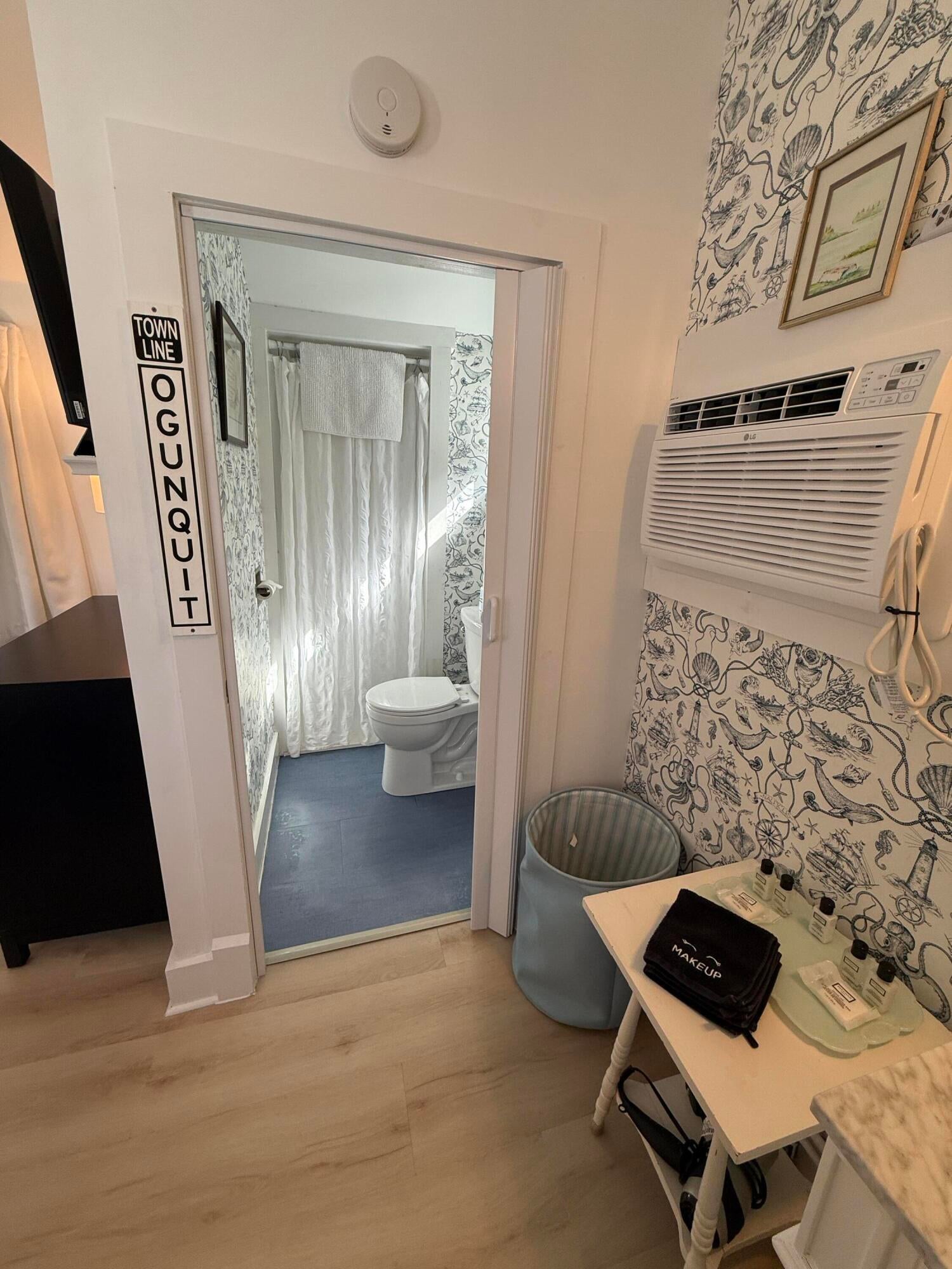 Ogunquit, Maine, 03907, United States, 6 Bedrooms Bedrooms, ,6 BathroomsBathrooms,Residential,Active,2012671