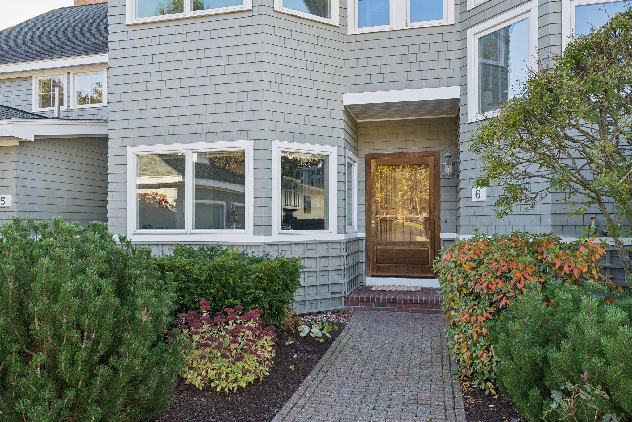 Scarborough, Maine, 04074, United States, 2 Bedrooms Bedrooms, ,3 BathroomsBathrooms,Residential,Active,1972151