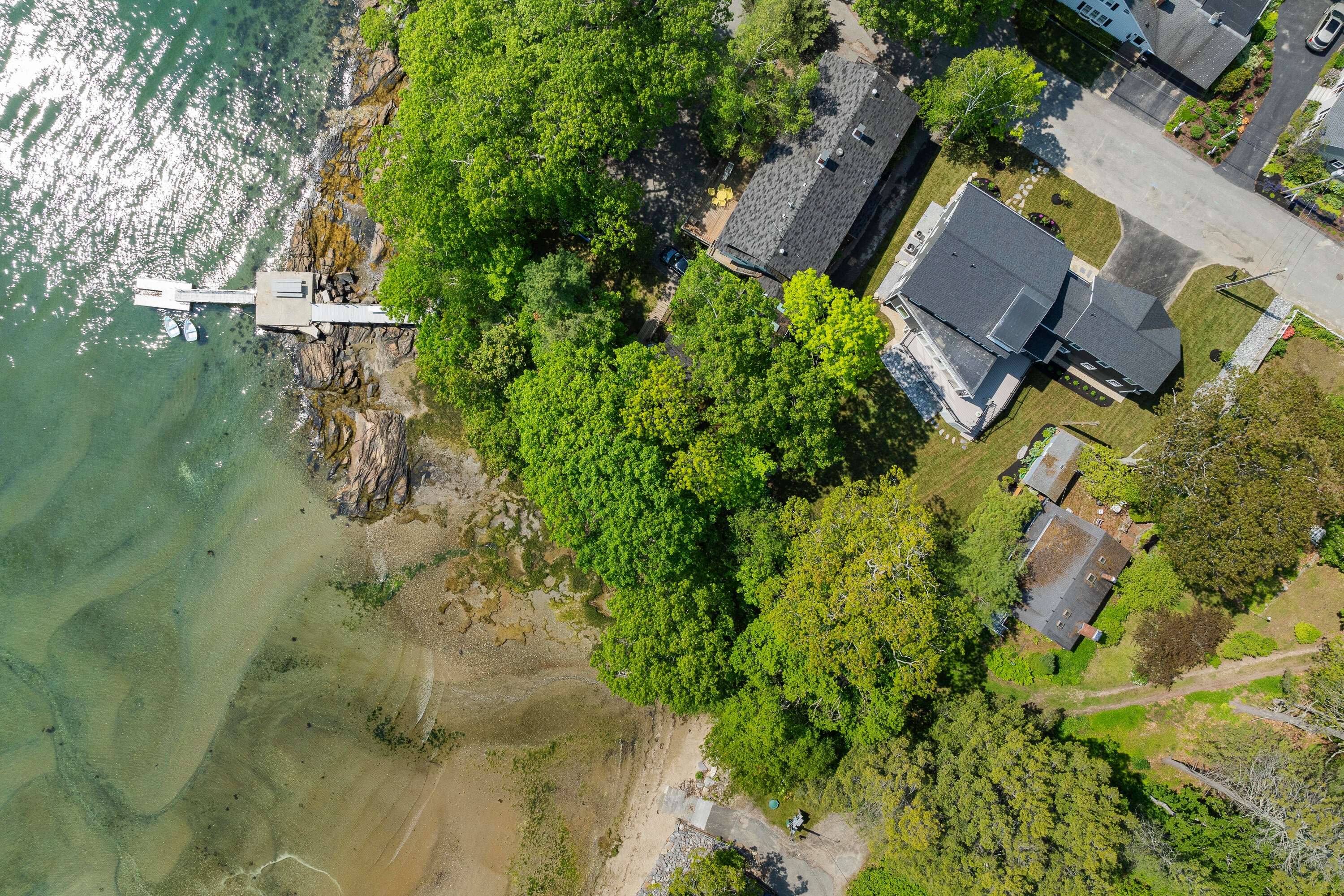 Falmouth, Maine, 04105, United States, 5 Bedrooms Bedrooms, ,6 BathroomsBathrooms,Residential,Active,1853629