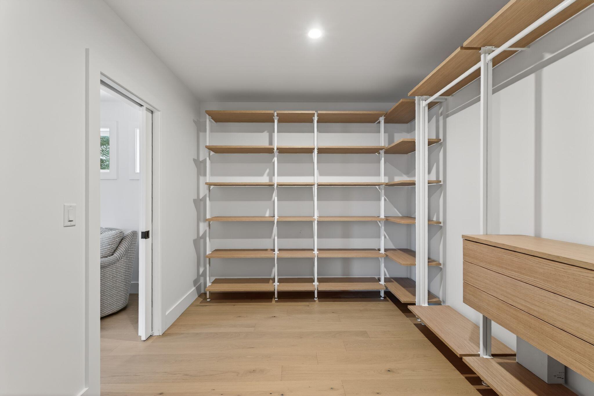 Falmouth, Maine, 04105, United States, 4 Bedrooms Bedrooms, ,4 BathroomsBathrooms,Residential,Active,2001079