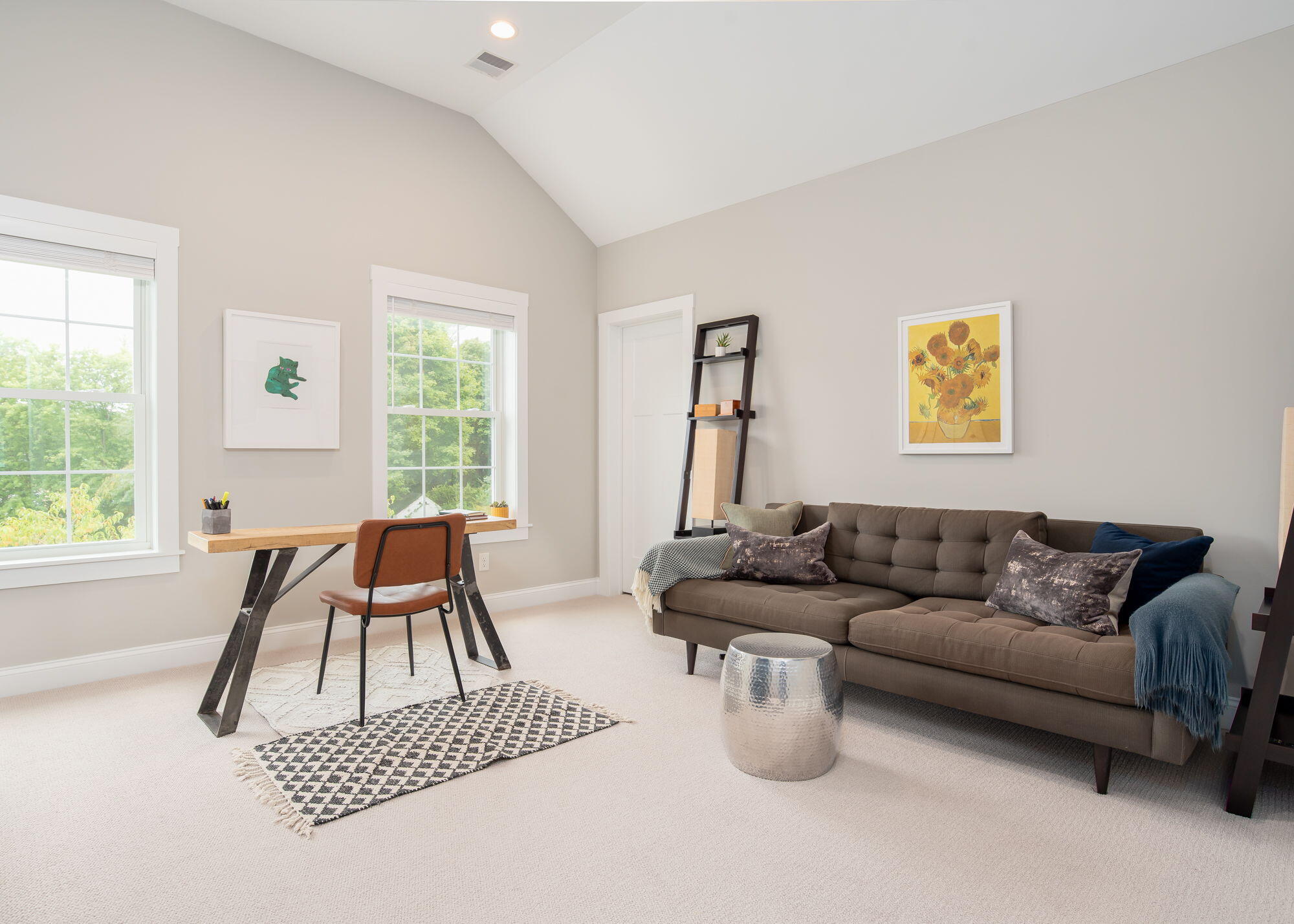 Portsmouth, New Hampshire, 03801, United States, 3 Bedrooms Bedrooms, ,3 BathroomsBathrooms,Residential,Active,1941113