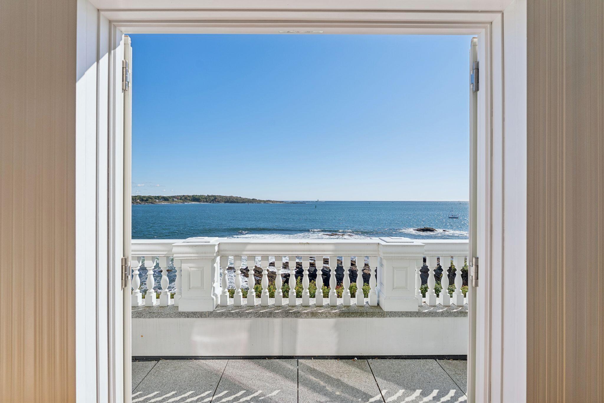 South Portland, Maine, 04106, United States, 3 Bedrooms Bedrooms, ,5 BathroomsBathrooms,Residential,Active,1954023