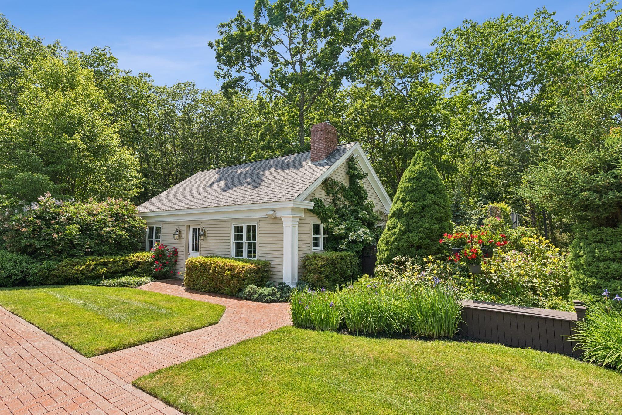 Saco, Maine, 04072, United States, 8 Bedrooms Bedrooms, ,9 BathroomsBathrooms,Residential,Active,1839757