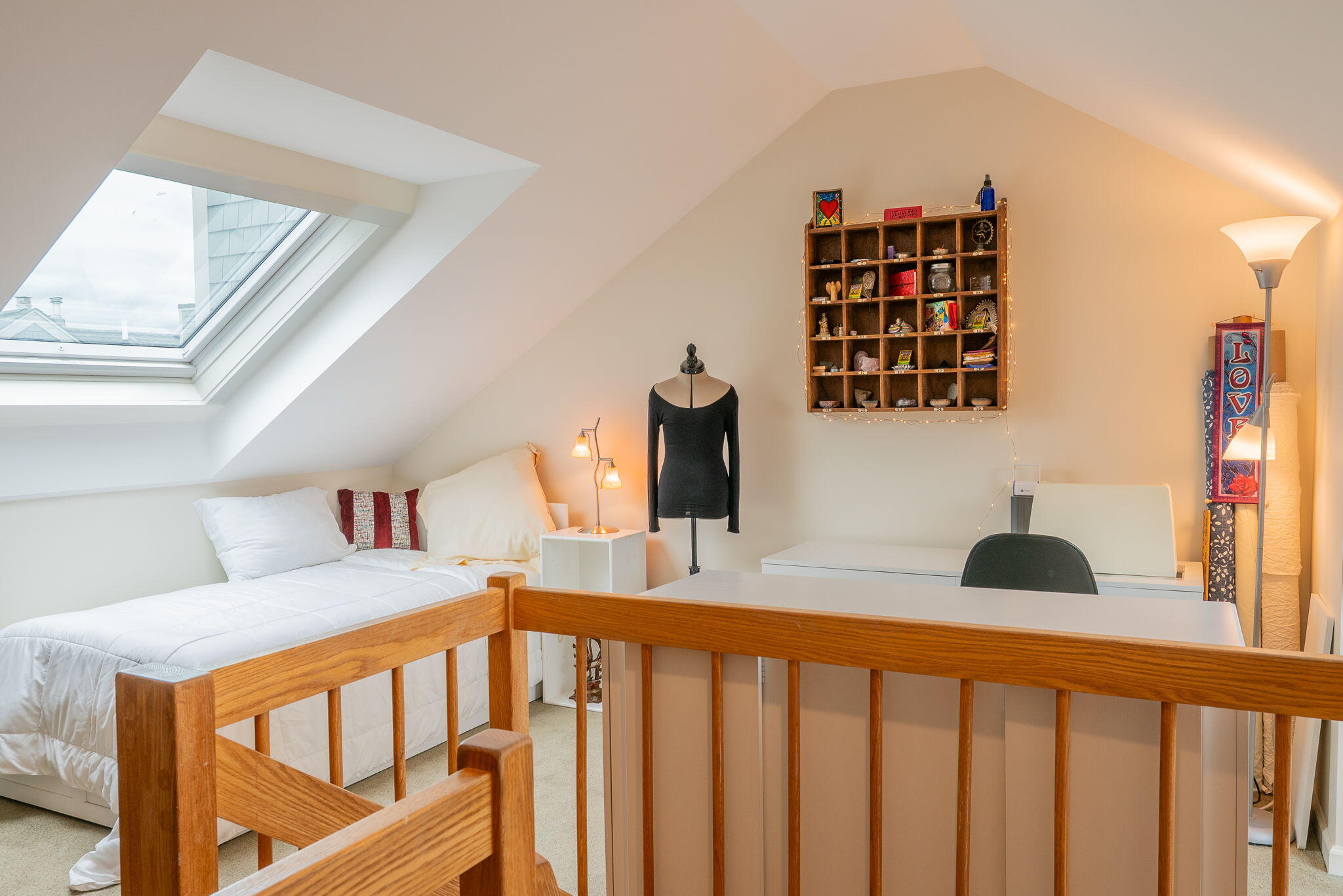 Portland, Maine, 04101, United States, 2 Bedrooms Bedrooms, ,3 BathroomsBathrooms,Residential,Active,1823987
