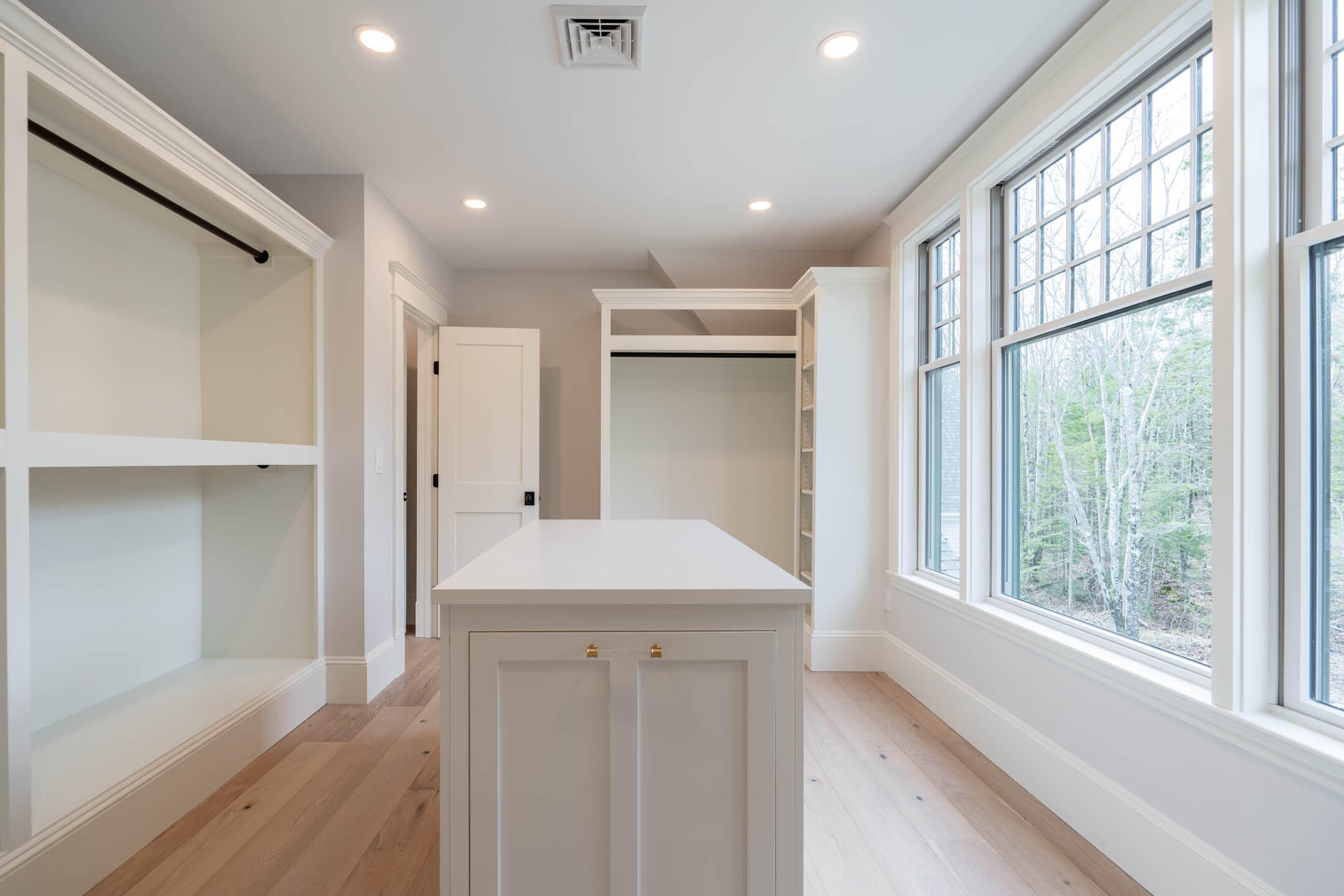 Kennebunkport, Maine, 04046, United States, 5 Bedrooms Bedrooms, ,7 BathroomsBathrooms,Residential,Active,1971002