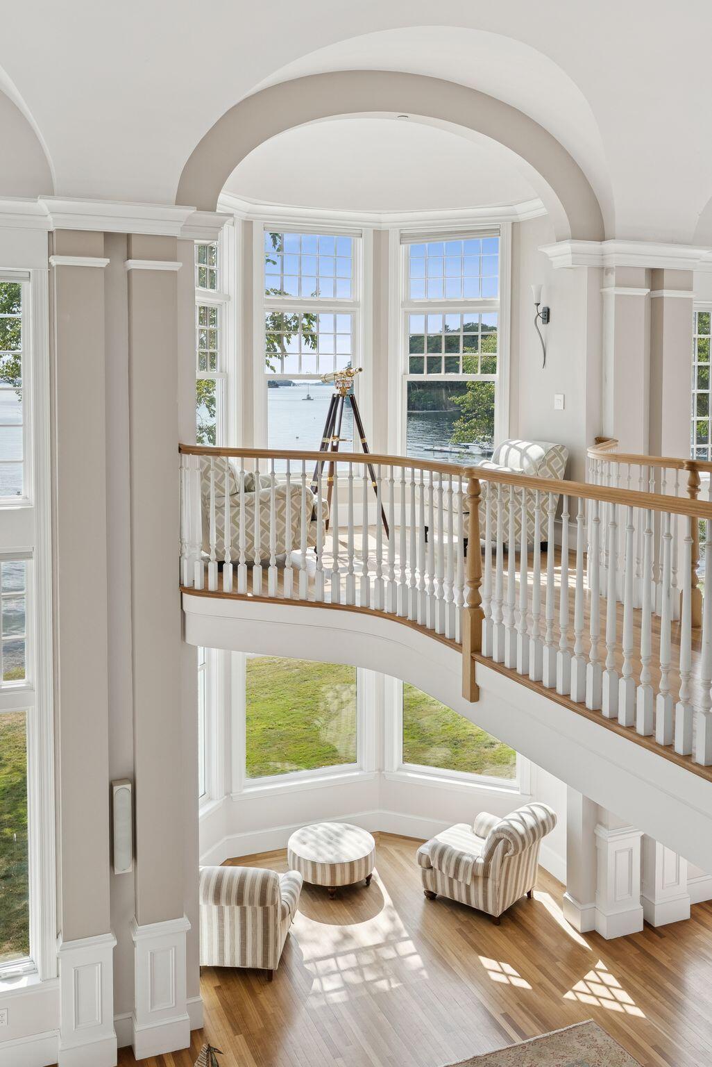 Yarmouth, Maine, 04096, United States, 4 Bedrooms Bedrooms, ,5 BathroomsBathrooms,Residential,Active,1945252