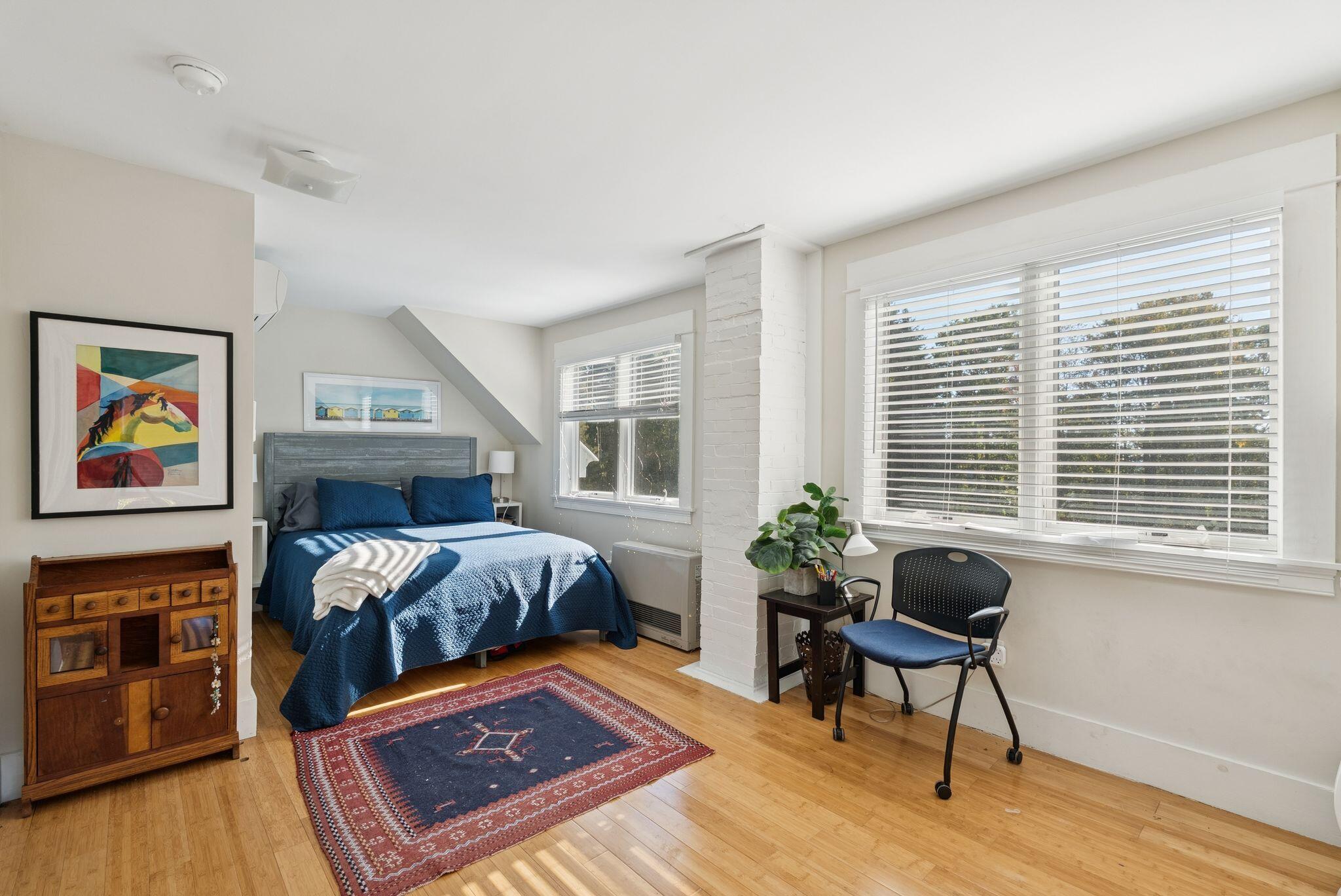 Falmouth, Maine, 04105, United States, 5 Bedrooms Bedrooms, ,4 BathroomsBathrooms,Residential,Active,1961947