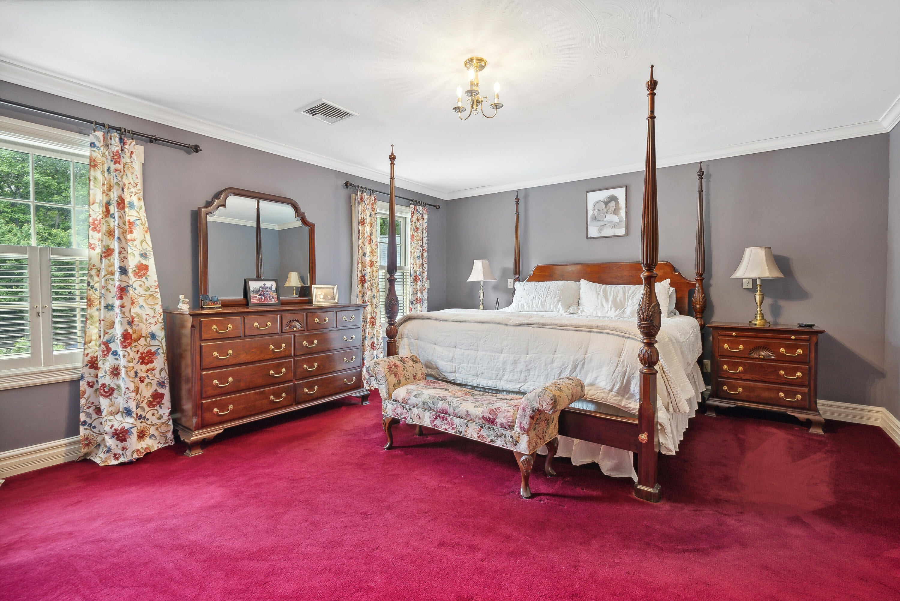 Saco, Maine, 04072, United States, 8 Bedrooms Bedrooms, ,9 BathroomsBathrooms,Residential,Active,1839757