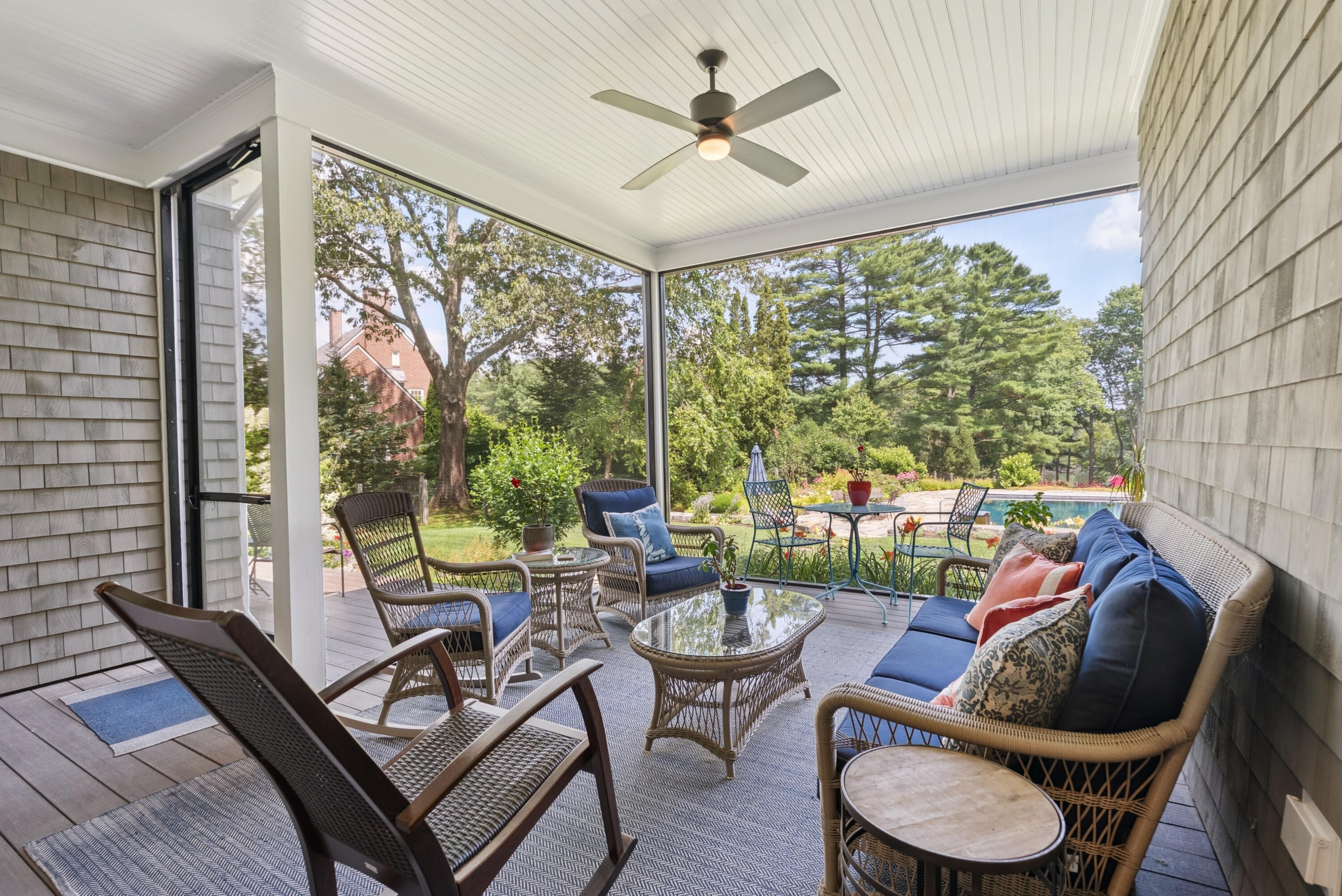 Falmouth, Maine, 04105, United States, 5 Bedrooms Bedrooms, ,6 BathroomsBathrooms,Residential,Active,1952276