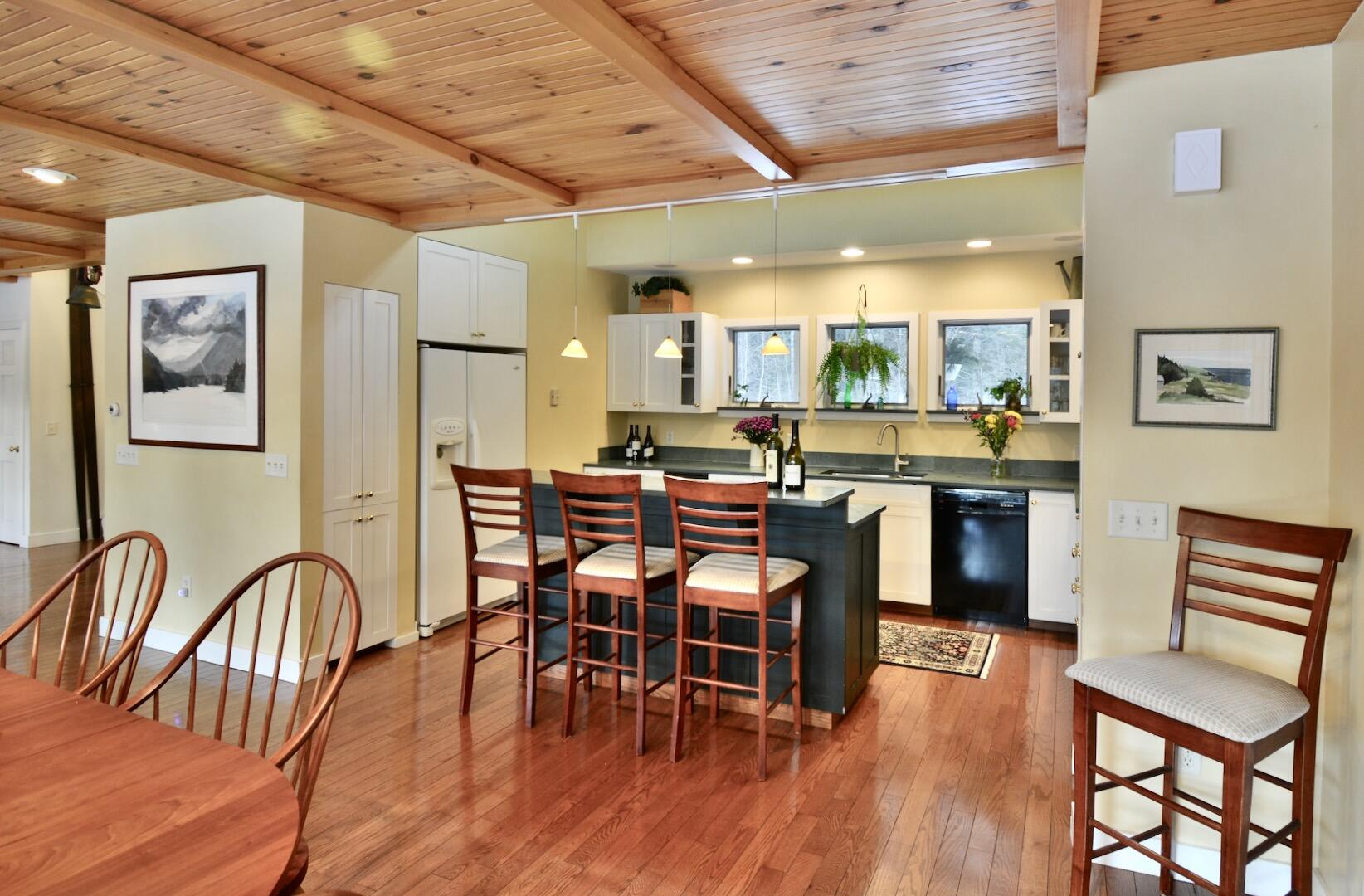 New Portland, Maine, 04961, United States, 3 Bedrooms Bedrooms, ,3 BathroomsBathrooms,Residential,Active,2009865