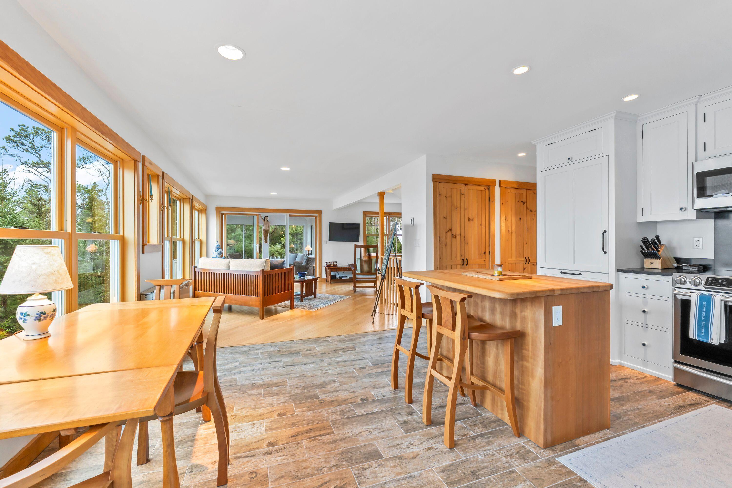 Georgetown, Maine, 04548, United States, 2 Bedrooms Bedrooms, ,3 BathroomsBathrooms,Residential,Active,1798245