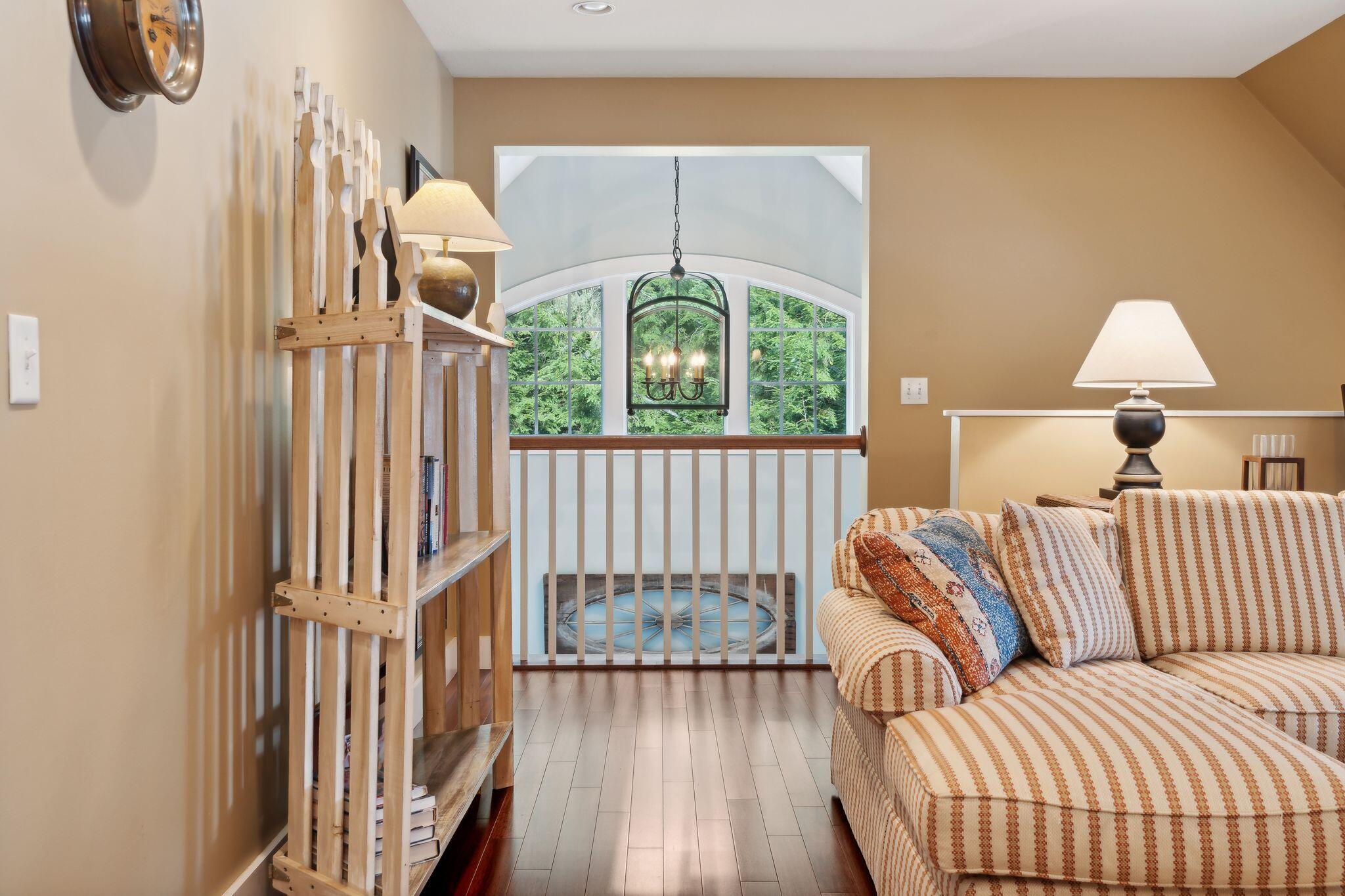 Naples, Maine, 04055, United States, 9 Bedrooms Bedrooms, ,8 BathroomsBathrooms,Residential,Active,1905064