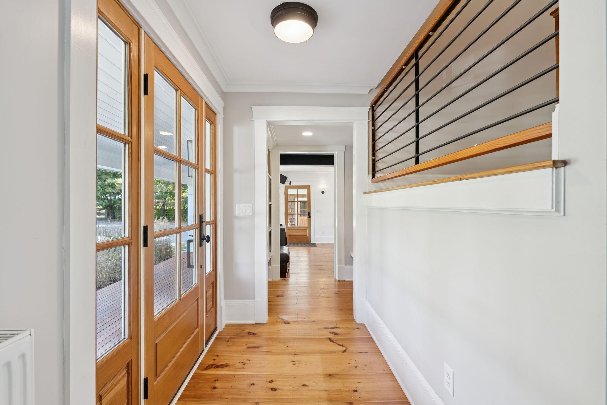 Falmouth, Maine, 04105, United States, 5 Bedrooms Bedrooms, ,4 BathroomsBathrooms,Residential,Active,1961947