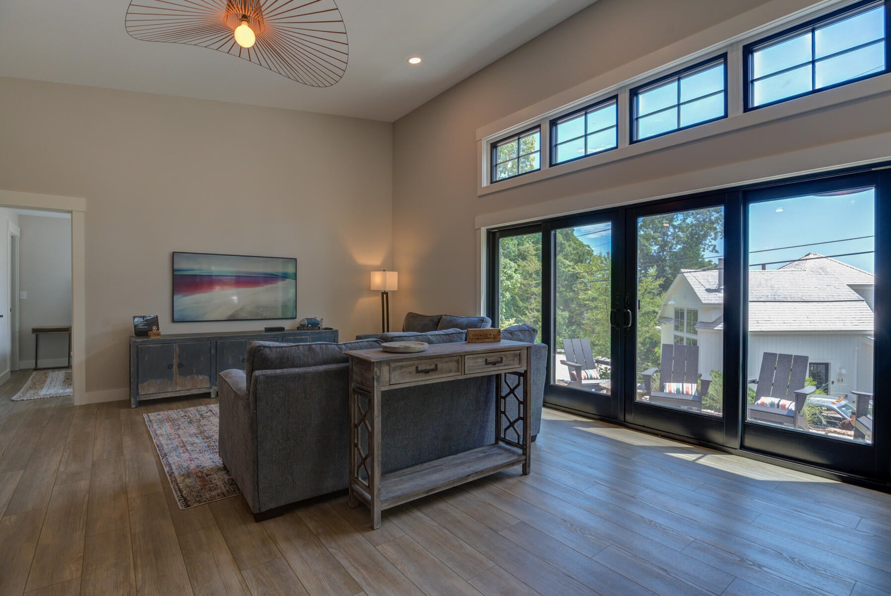 Ogunquit, Maine, 03907, United States, 3 Bedrooms Bedrooms, ,2 BathroomsBathrooms,Residential,Active,1951829