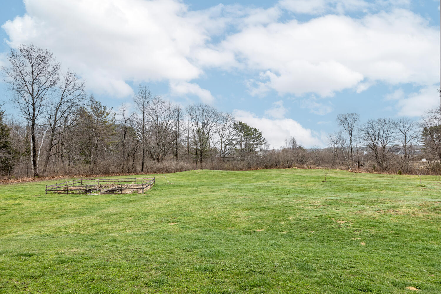 Scarborough, Maine, 04074, United States, 3 Bedrooms Bedrooms, ,3 BathroomsBathrooms,Residential,Active,1781586