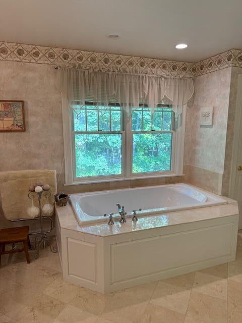 York, Maine, 03909, United States, 3 Bedrooms Bedrooms, ,3 BathroomsBathrooms,Residential,Active,1953001