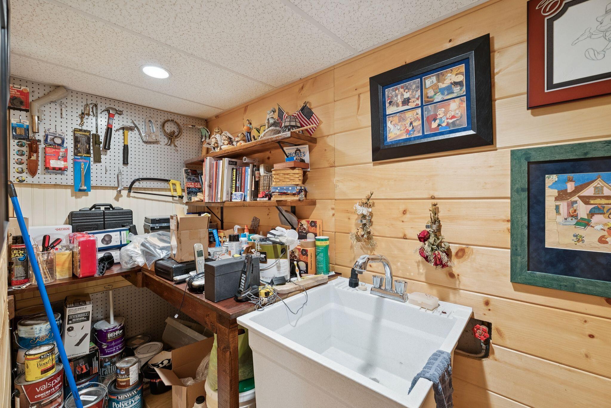 Brunswick, Maine, 04011, United States, 3 Bedrooms Bedrooms, ,3 BathroomsBathrooms,Residential,Active,1985566