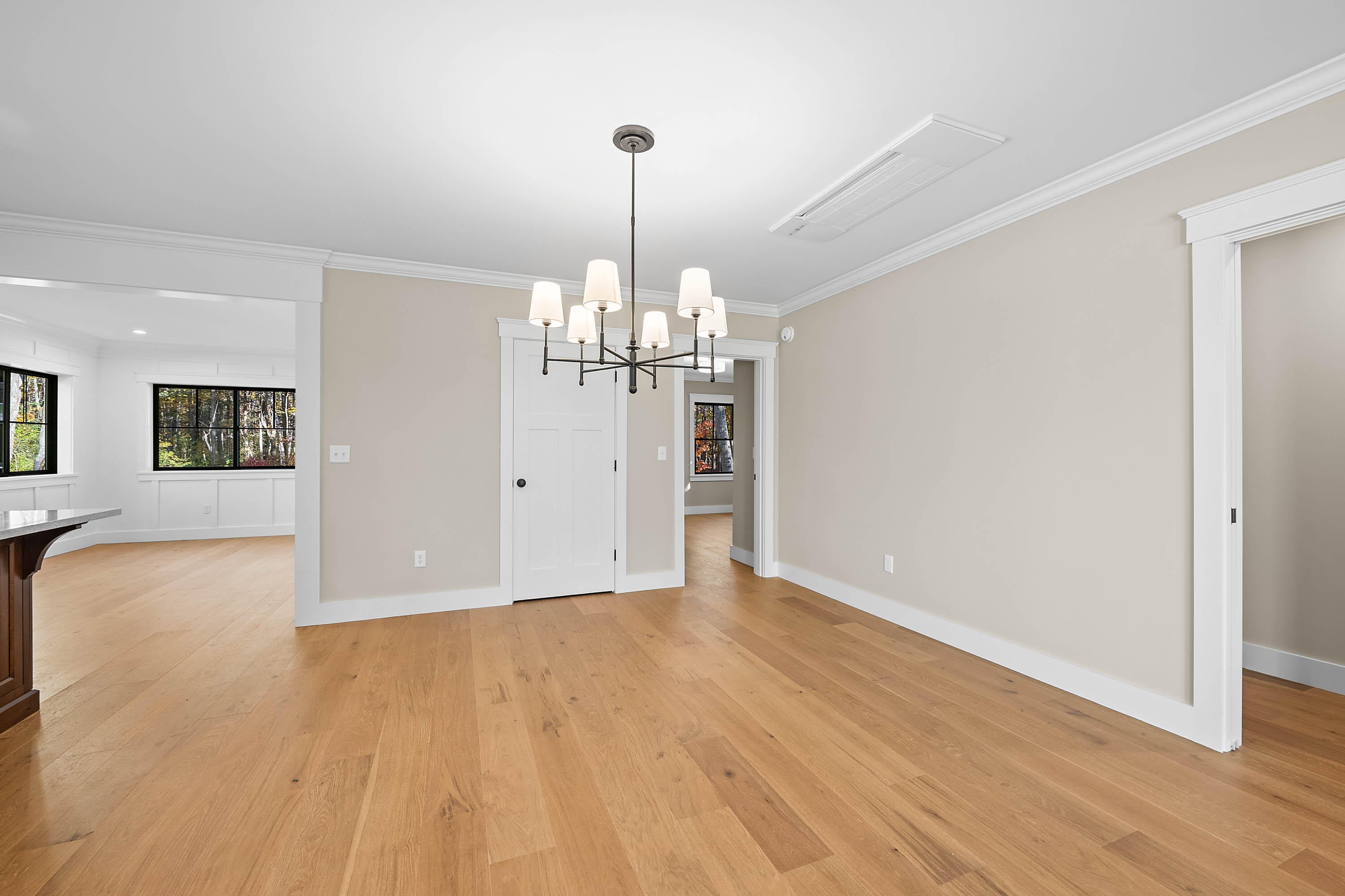 Kennebunkport, Maine, 04046, United States, 4 Bedrooms Bedrooms, ,4 BathroomsBathrooms,Residential,Active,1968434